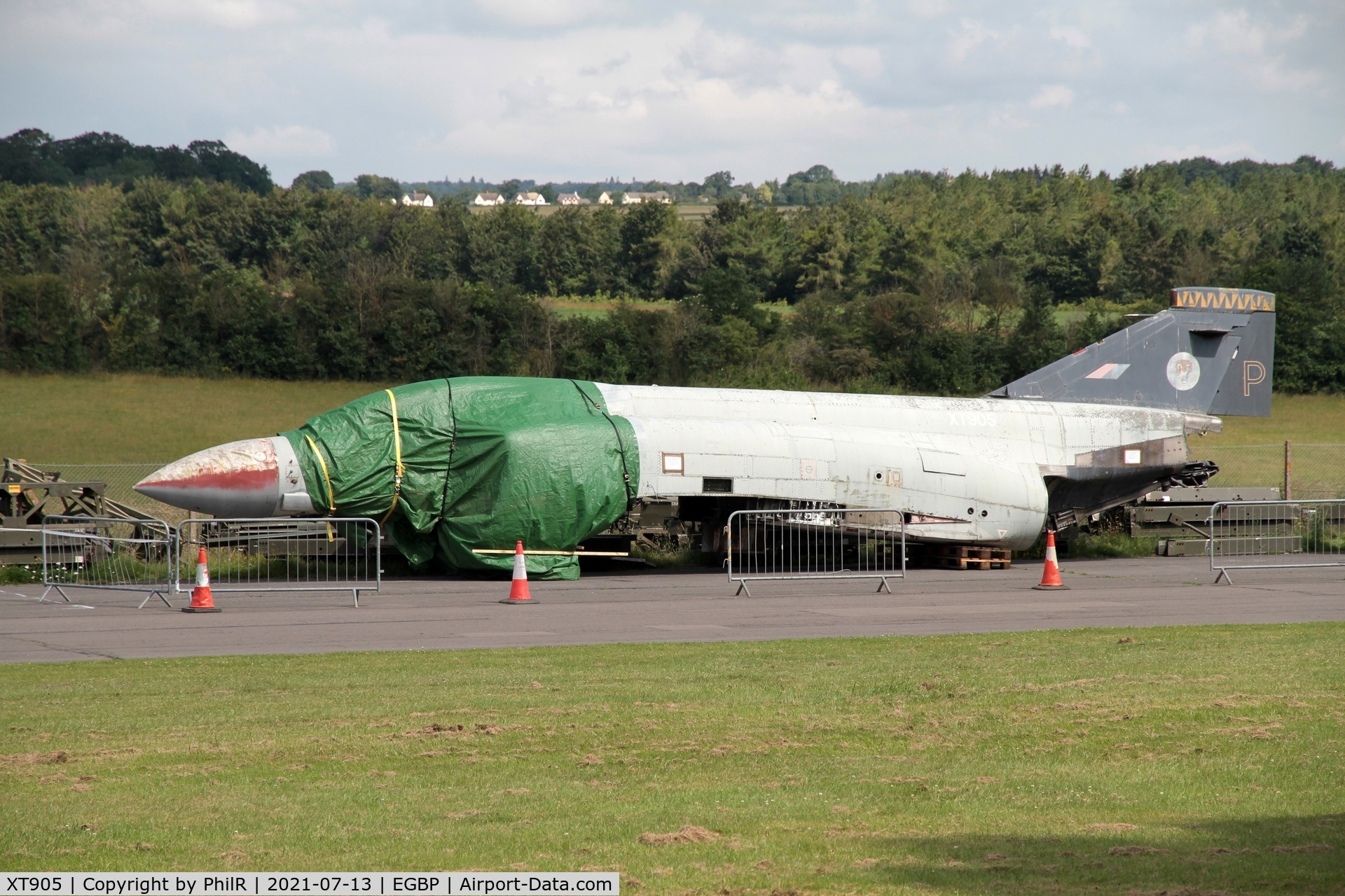 XT905, 1968 McDonnell Douglas Phantom FGR2 C/N 2636/0015, XT905 1968 McDonnell Douglas Phantom FGR2 RAF Kemble