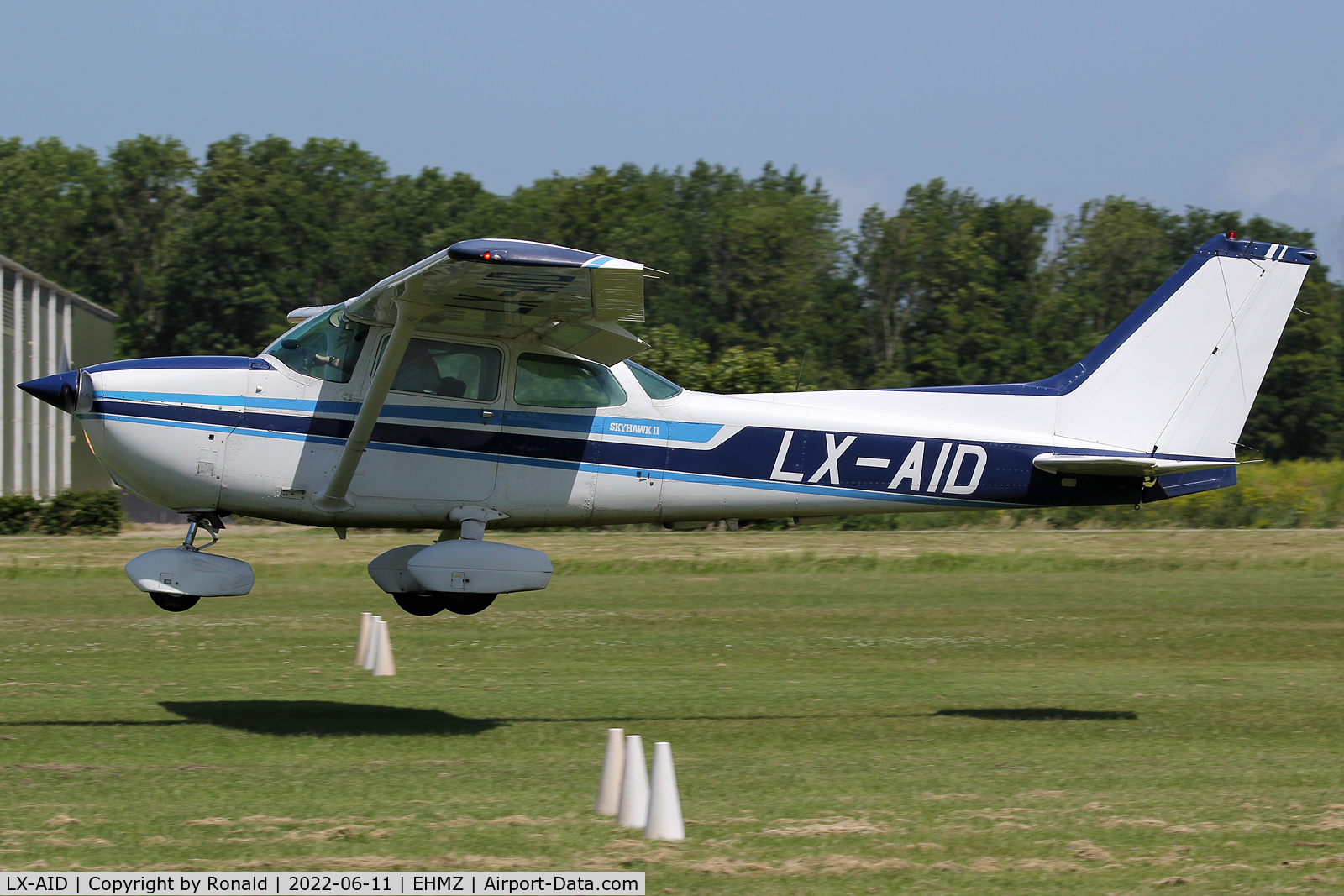 LX-AID, 1980 Reims F172N Skyhawk C/N 1972, at ehmz
