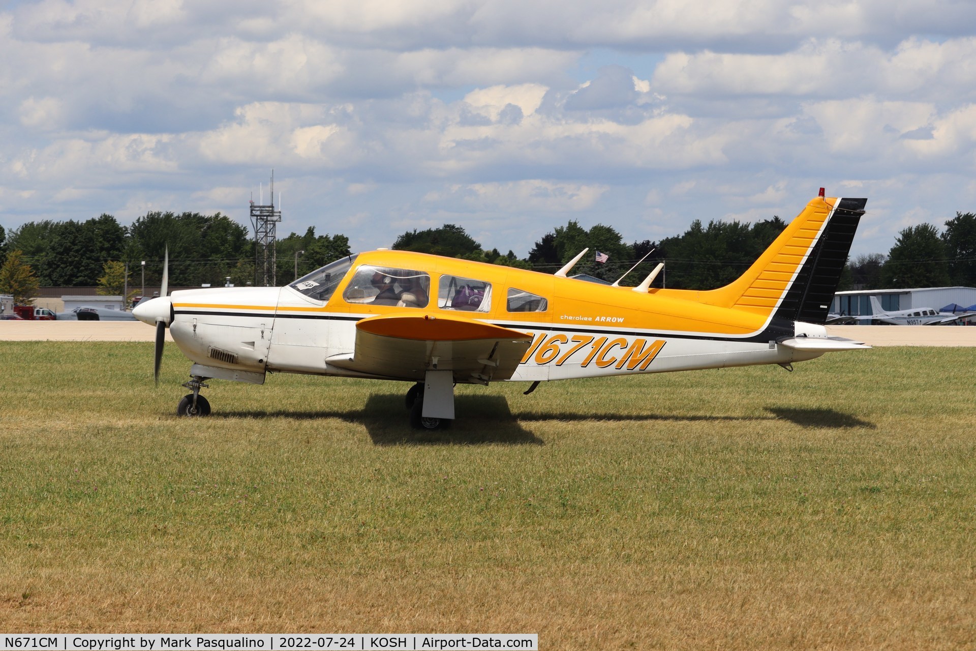 N671CM, 1974 Piper PA-28R-200 C/N 28R-7435250, Piper PA-28R-200