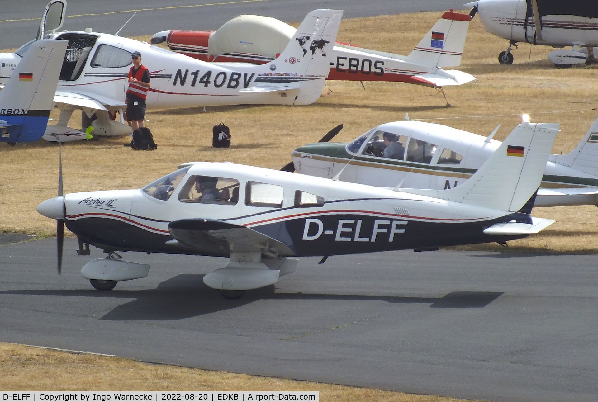 D-ELFF, 1990 Piper PA-28-181 Archer II C/N 28-8090068, Piper PA-28-181 Archer II at Bonn-Hangelar airfield during the Grumman Fly-in 2022