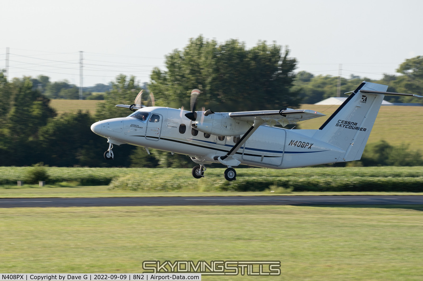 N408PX, 2020 Cessna 408 SkyCourier C/N 408-0002, Lifting off