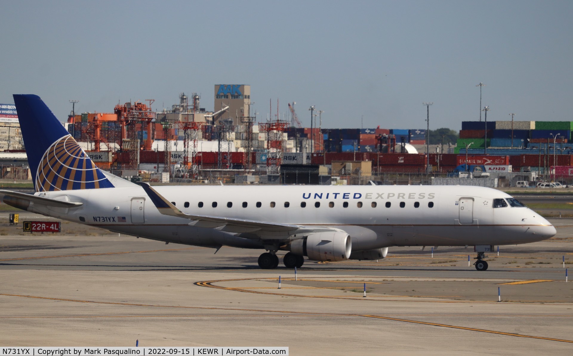 N731YX, 2015 Embraer 175LR (ERJ-170-200LR) C/N 17000520, ERJ-170-200LR