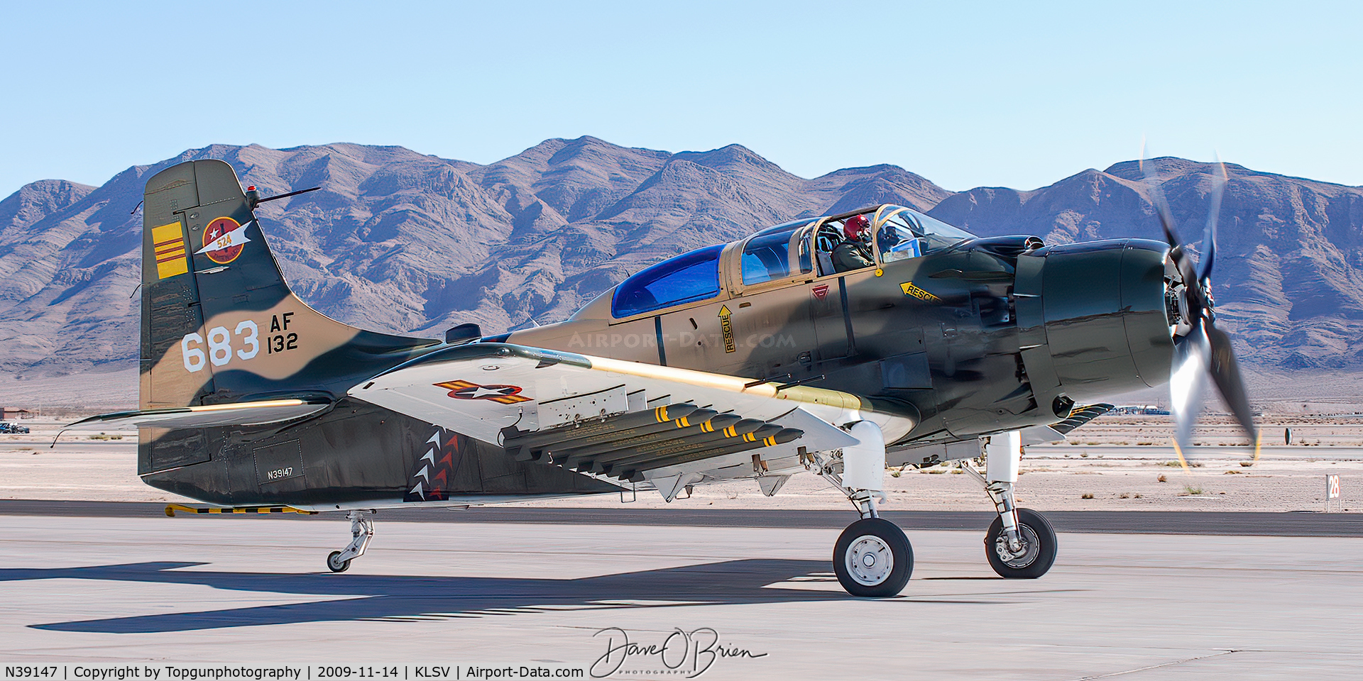 N39147, Douglas AD-5 (A-1E) Skyraider C/N 9540, back to the hot ramp
