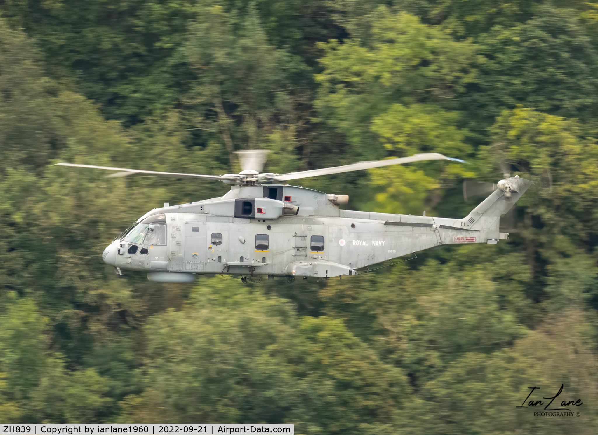 ZH839, 1999 AgustaWestland EH-101 Merlin HM.2 C/N 50081/RN19/MCSP25, Lake District LFA17
