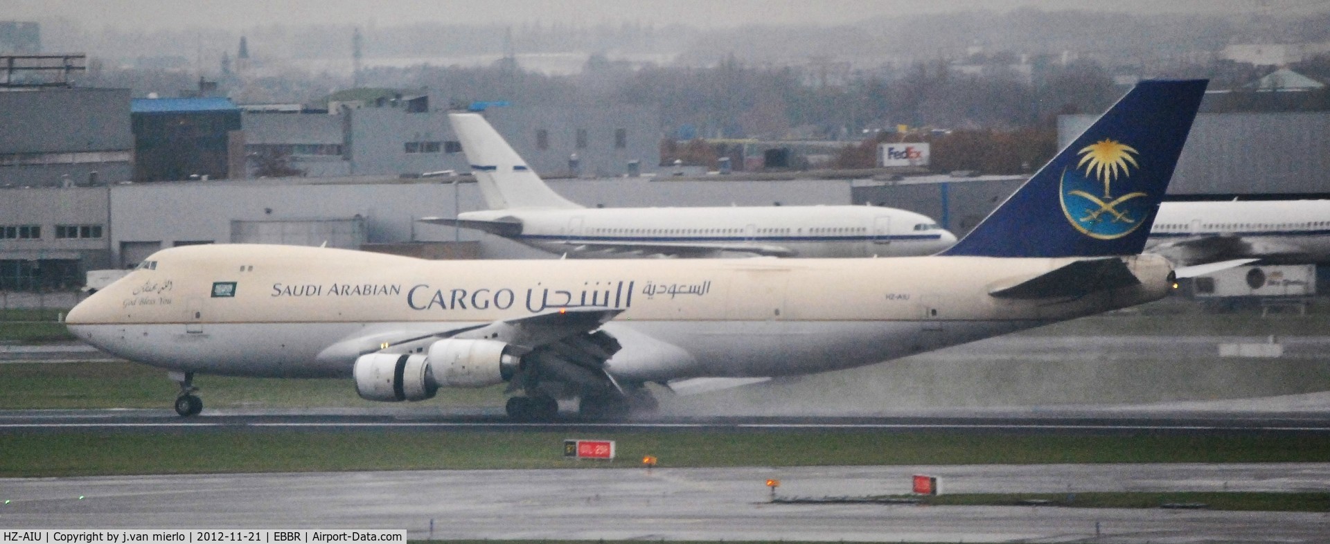 HZ-AIU, 1988 Boeing 747-268F C/N 24359/724, Brussels