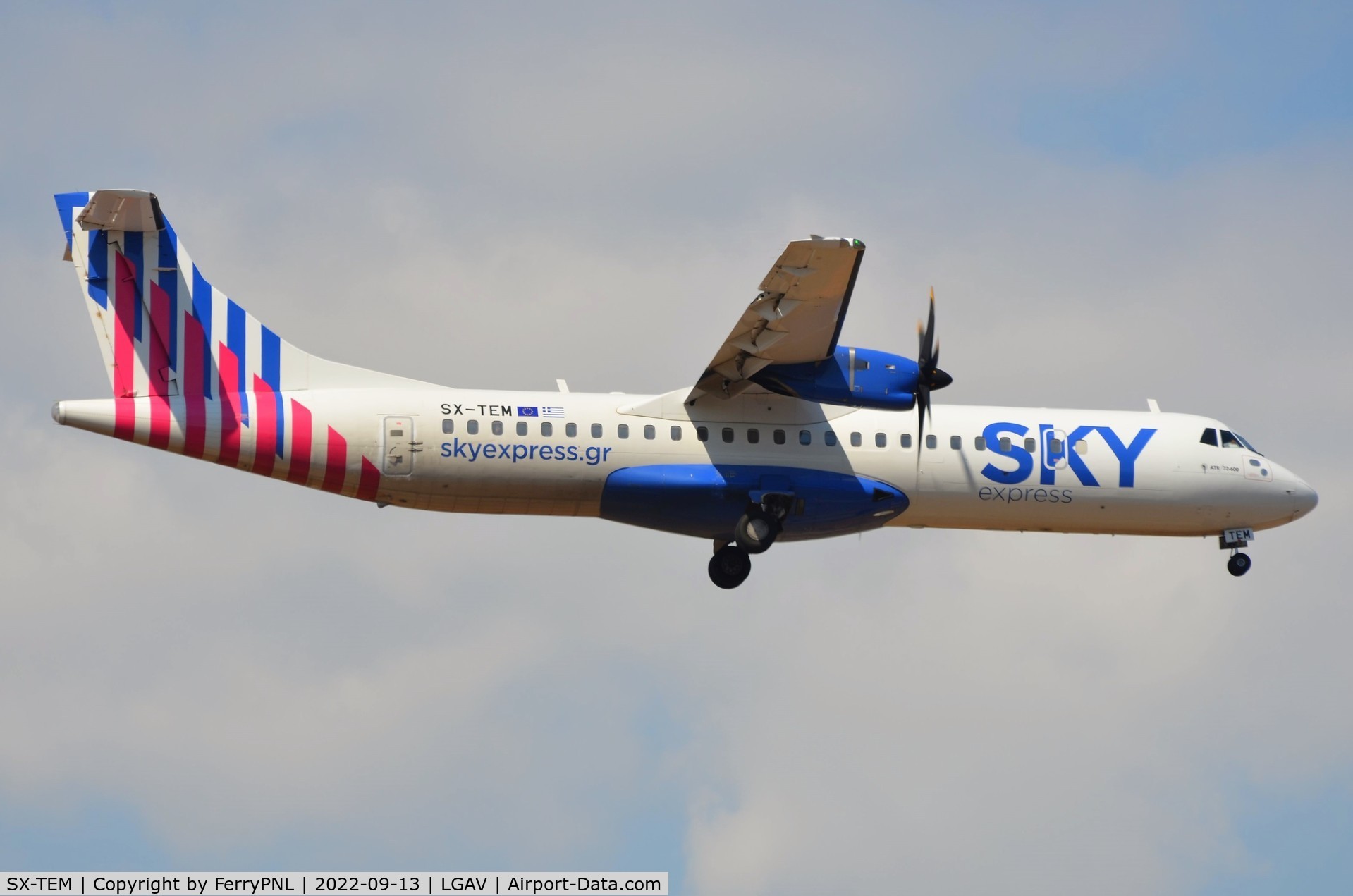 SX-TEM, 2021 ATR 72-600 C/N 1640, Sky Express ATR72 arriving