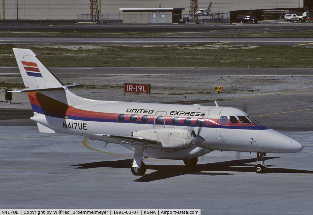 N417UE, 1988 British Aerospace BAe Jetstream 3101 C/N 794, United Express - Taxiing to apron.