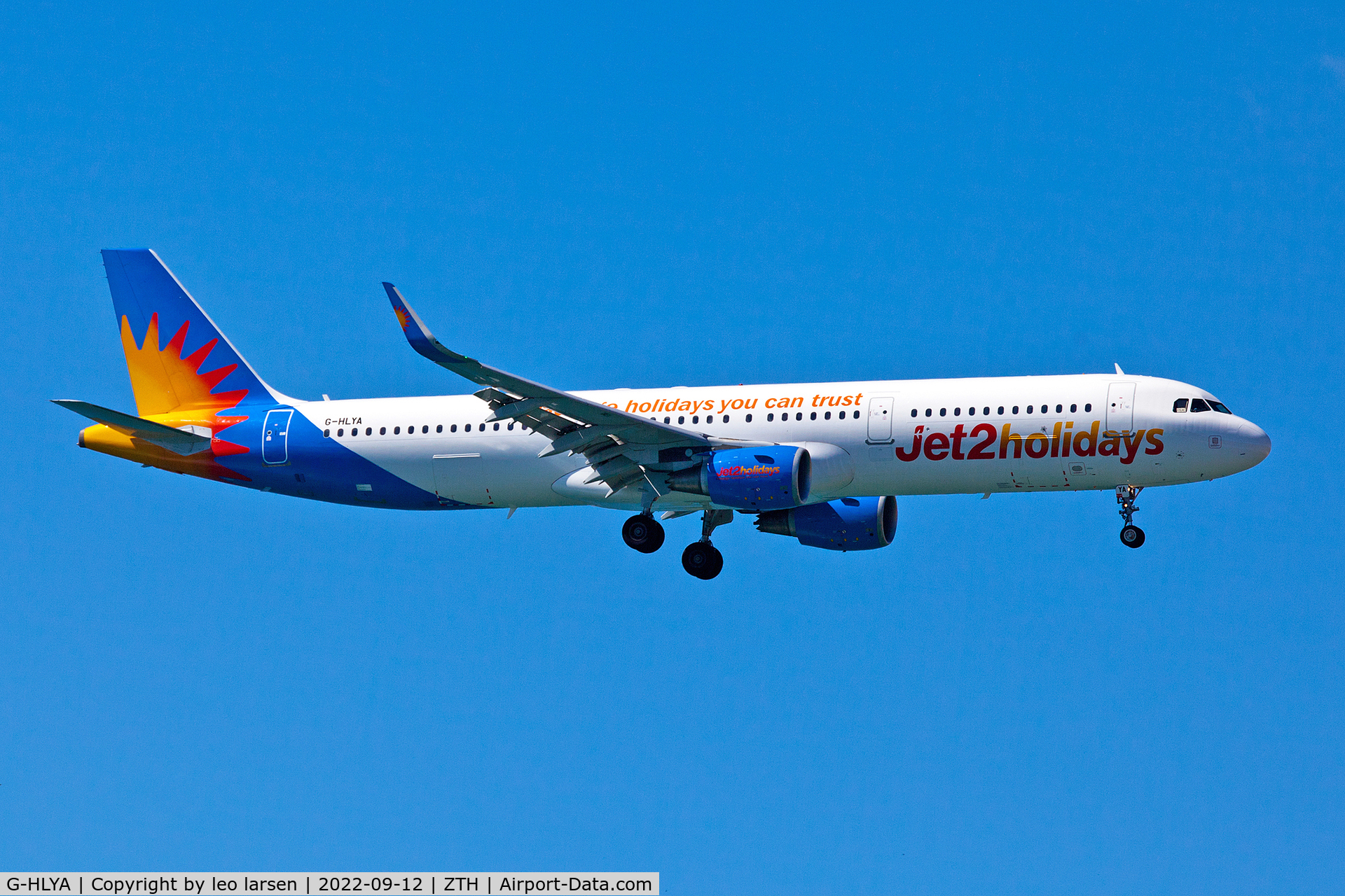 G-HLYA, 2014 Airbus A321-211 C/N 6038, Zakynthos 12.9.2022