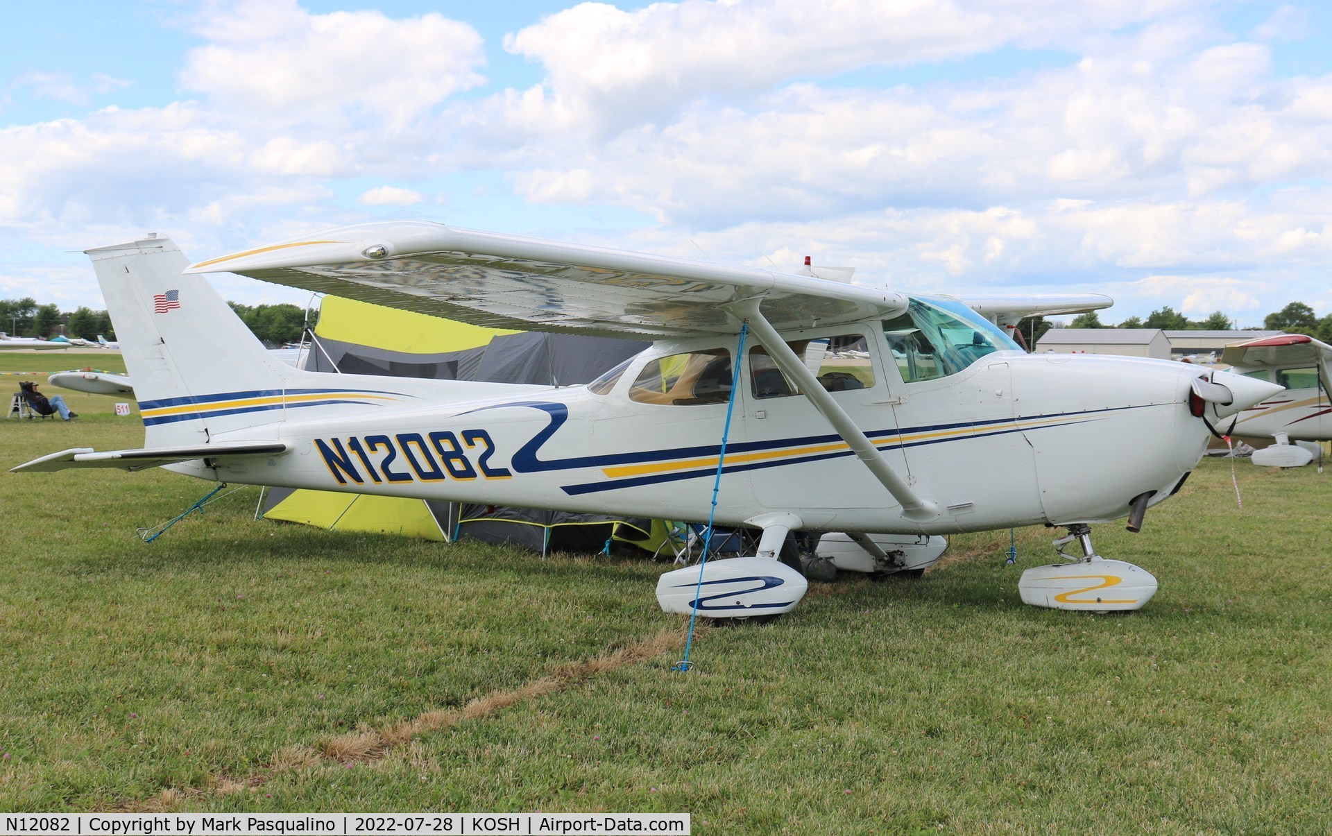 N12082, Cessna 172M C/N 17261797, Cessna 172M