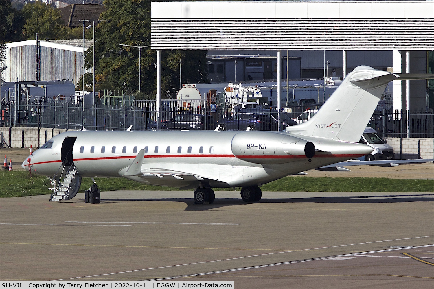 9H-VJI, 2013 Bombardier BD-700-1A10 Global 6000 C/N 9593, At Luton