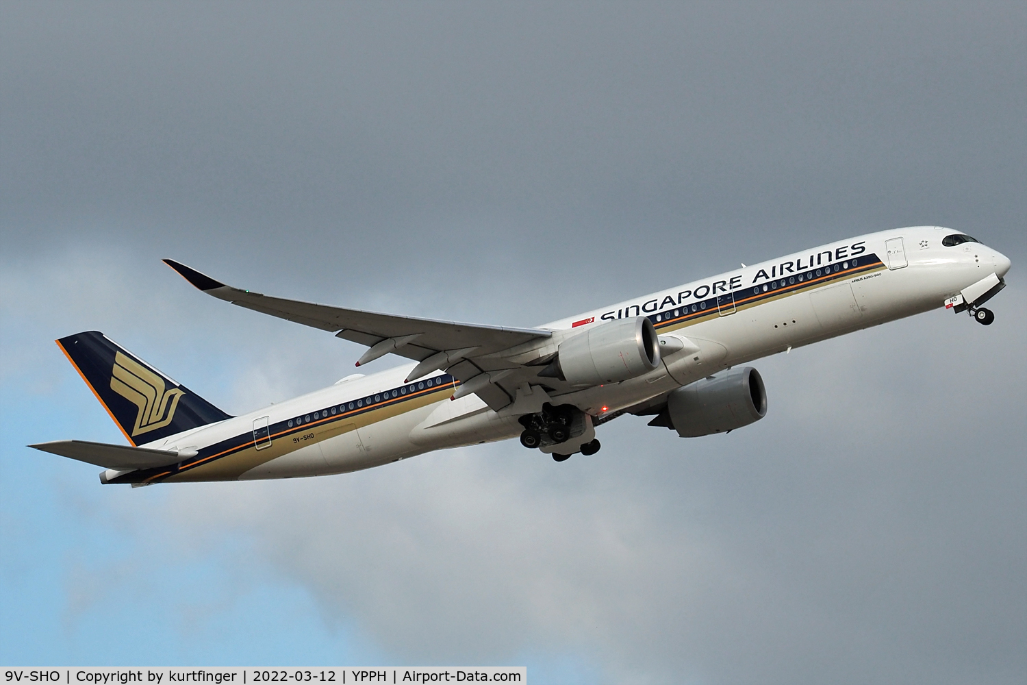 9V-SHO, 2020 Airbus A350-941 C/N 394, Airbus A350-900 cn 394. SIA 9V-SHO departed rwy 21 YPPH on 12 March 2022