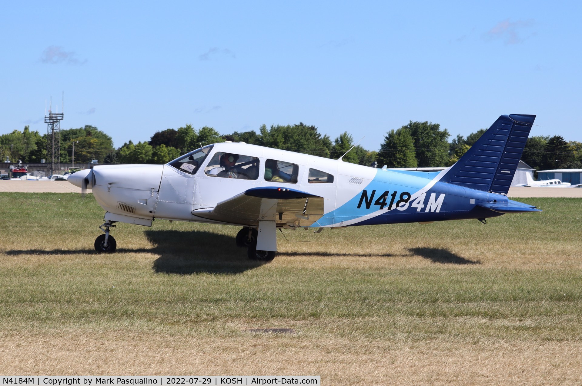 N4184M, 2001 Piper PA-28R-201 Cherokee Arrow III C/N 2844062, Piper PA-28R-201