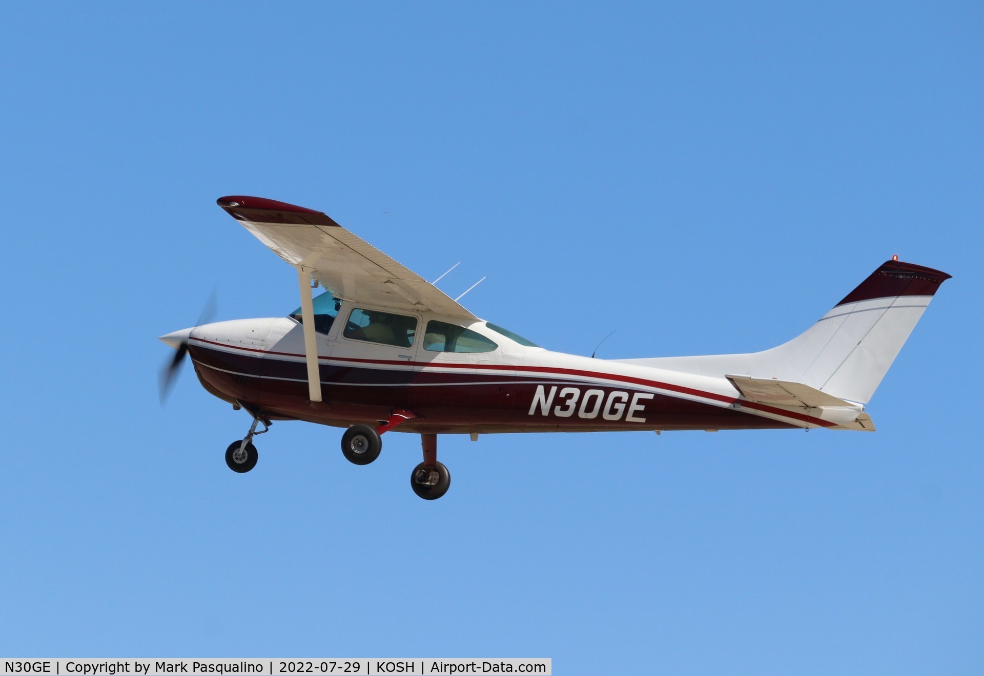 N30GE, 1976 Cessna 182P Skylane C/N 18265130, Cessna 182P
