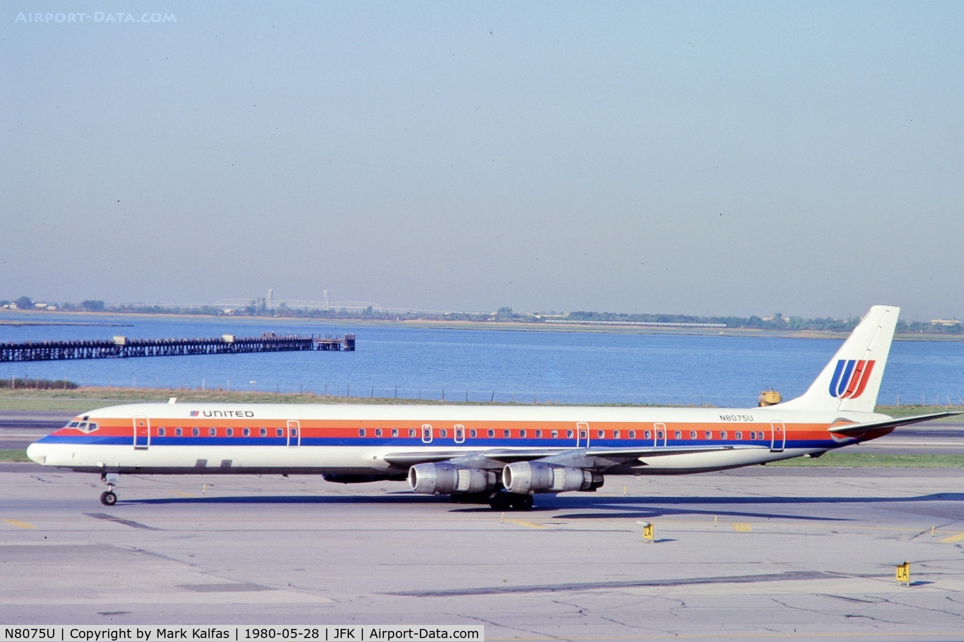N8075U, 1967 Douglas DC-8-61 C/N 45940, United DC-8-61, at JFK 1980