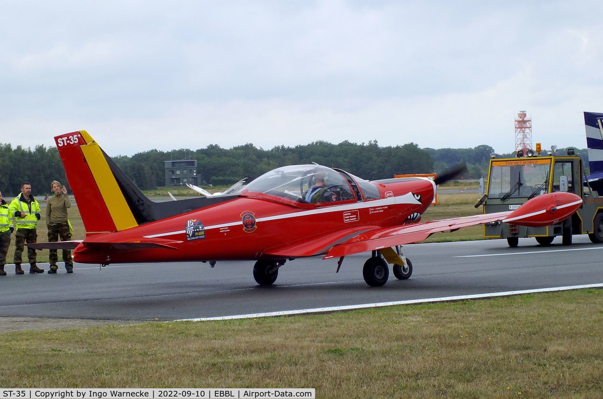 ST-35, SIAI-Marchetti SF-260M C/N 10-35, SIAI-Marchetti SF.260M of the FAeB (Belgian Air Force) 'Diables Rouges / Red Devils' aerobatic team at the 2022 Sanicole Spottersday at Kleine Brogel air base