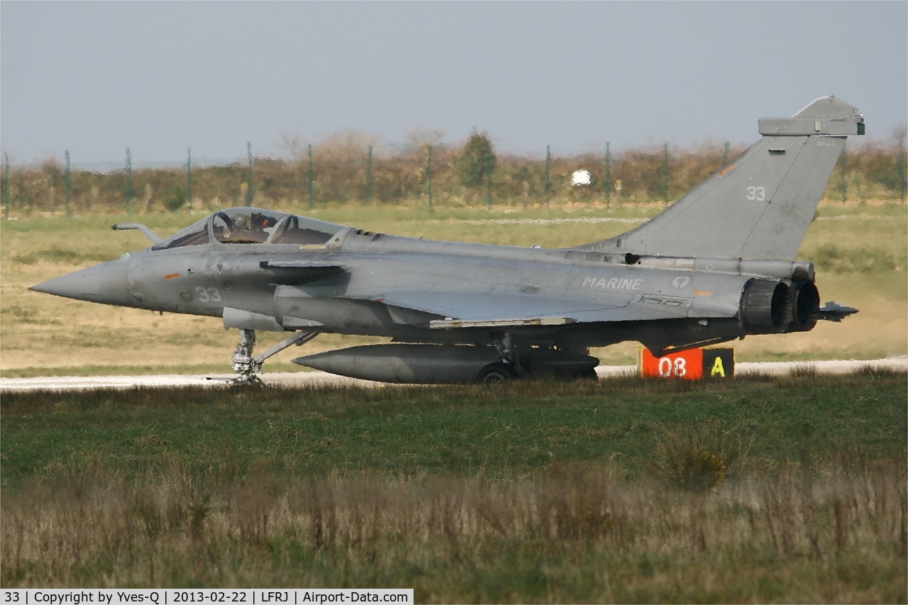 33, Dassault Rafale M C/N 33, Dassault Rafale M, Holding point rwy 08, Landivisiau Naval Air Base (LFRJ)