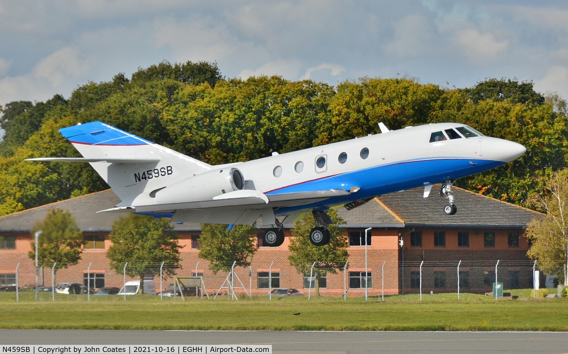 N459SB, 1978 Dassault Falcon 20F C/N 382, Arriving on delivery from USA