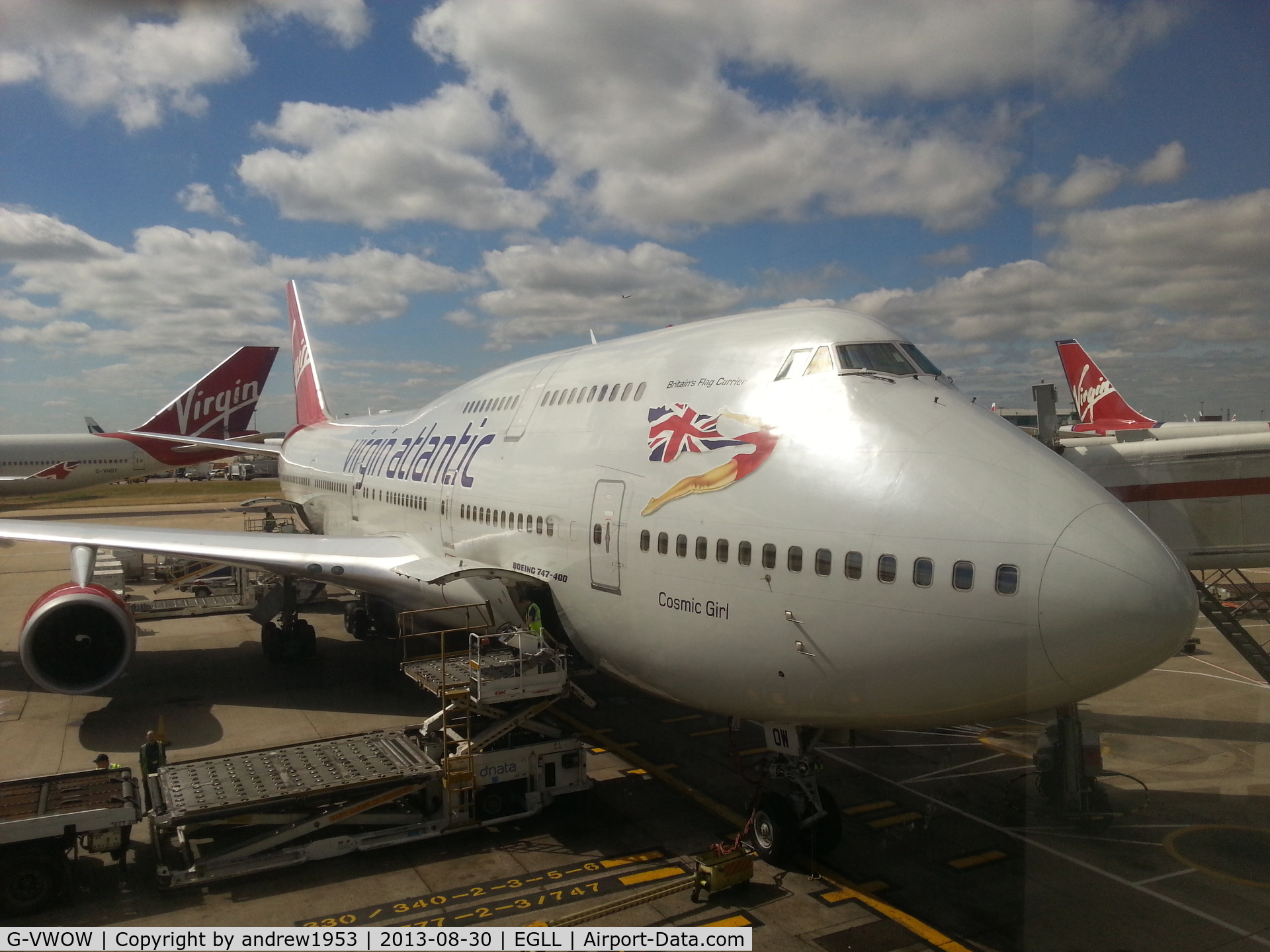 G-VWOW, 2001 Boeing 747-41R C/N 32745, G-VWOW at Heathrow Airport. (Boarded this aircraft bound for JFK)