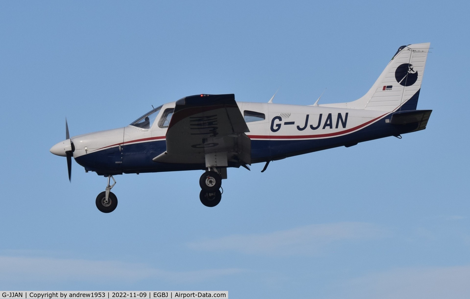 G-JJAN, 1986 Piper PA-28-181 Cherokee Archer II C/N 28-90007, G-JJAN at Gloucestershire Airport.