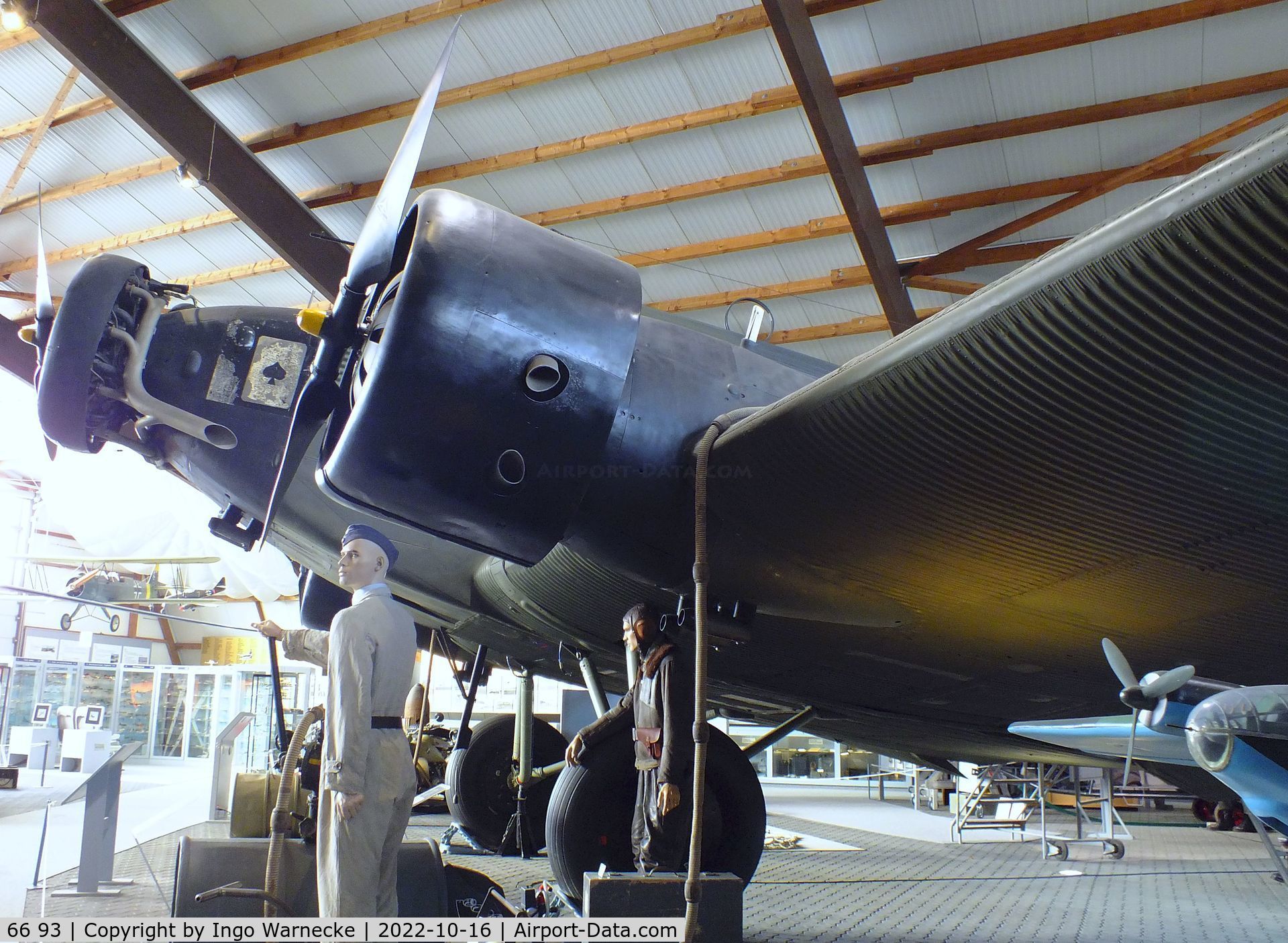 66 93, 1939 Junkers Ju-52/3mg4e C/N 6693, Junkers Ju 52/3m g4e at the Ju52-Halle (Lufttransportmuseum), Wunstorf