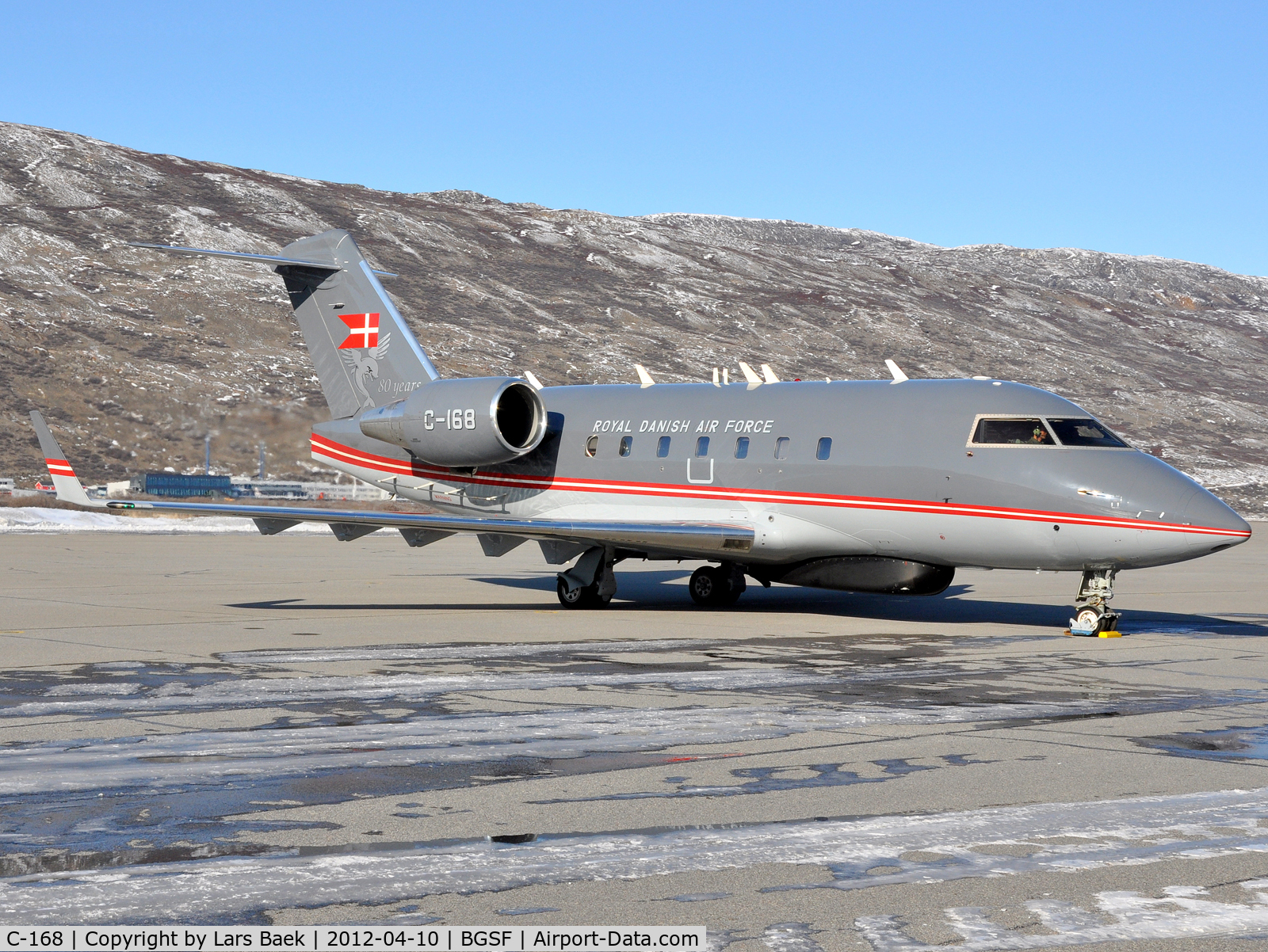 C-168, 2000 Bombardier Challenger 604 (CL-600-2B16) C/N 5468, Parked