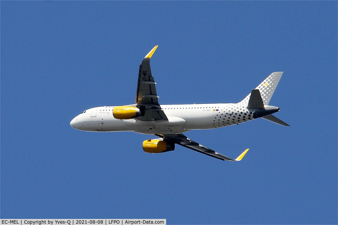 EC-MEL, 2015 Airbus A320-232 C/N 6450, Airbus A320-232, Climbing from rwy 24, Paris Orly Airport (LFPO-ORY)