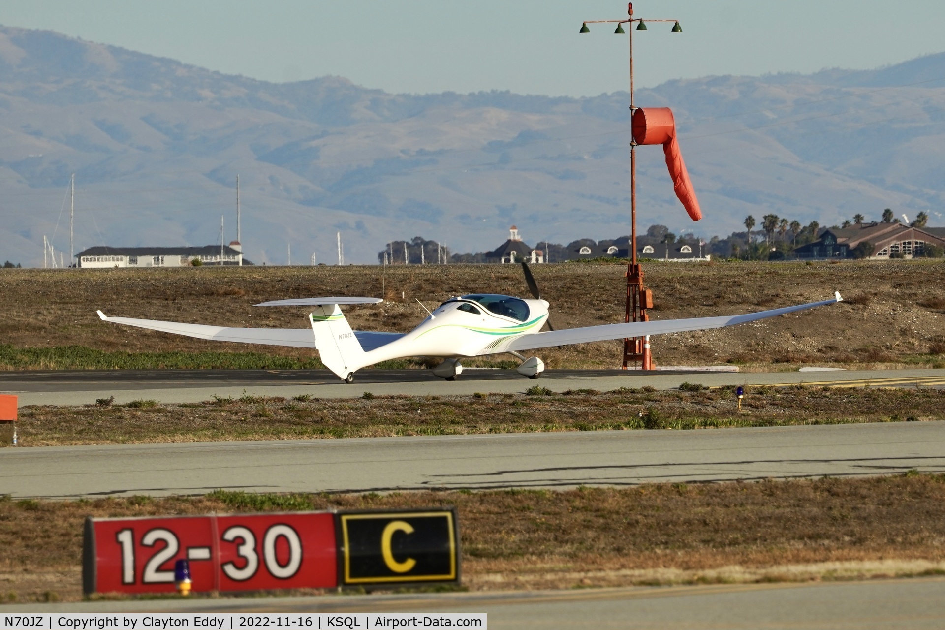 N70JZ, 2014 Phoenix Air Sro U-15 Phoenix C/N 29/U15, SAn Carlos Airport in California 2022.