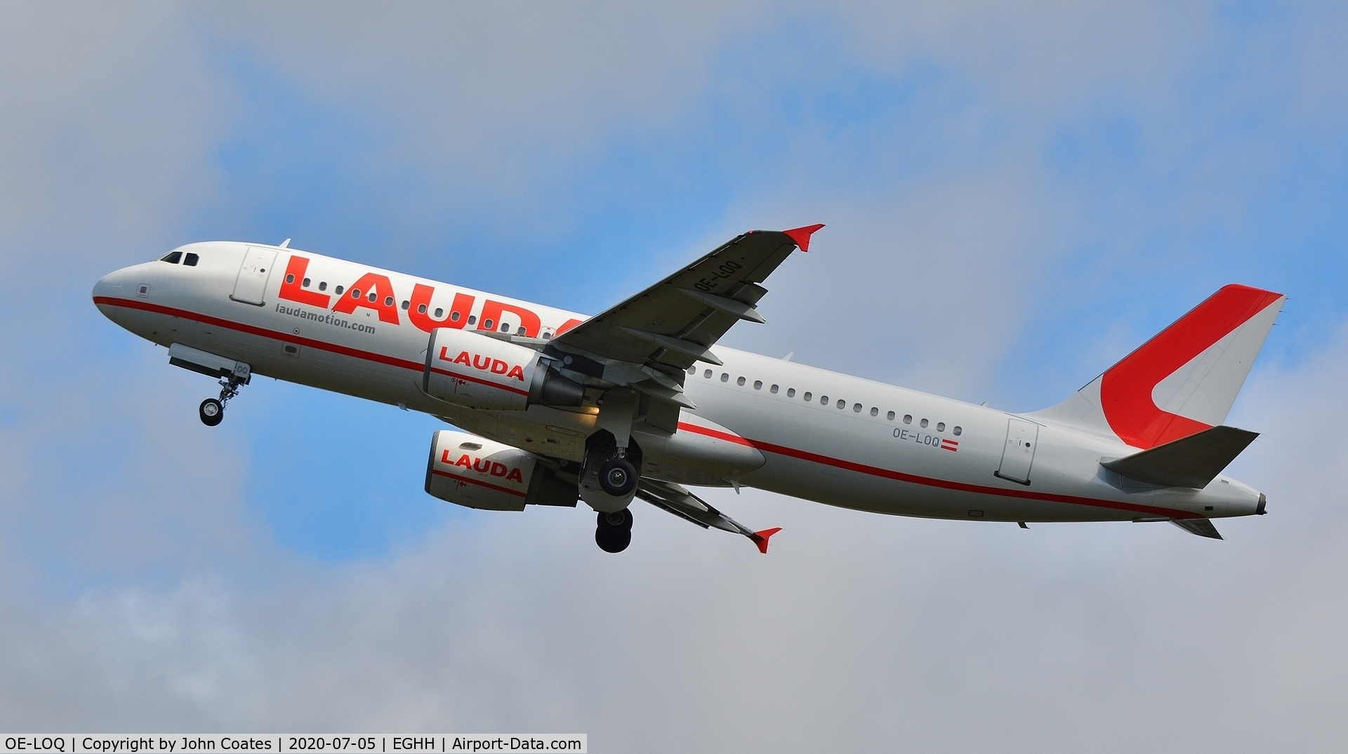 OE-LOQ, 2007 Airbus A320-214 C/N 3131, Climbing away from 26