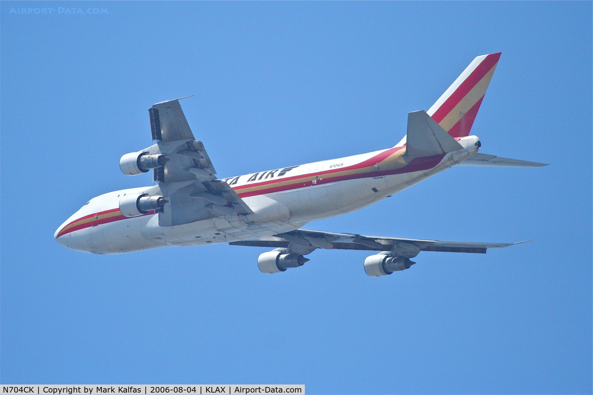 N704CK, 1980 Boeing 747-209F C/N 22299, KALITTA AIR B742, N704CK departing 25L KLAX.
This aircraft crashed 25 May 2008 at BRU after aborted take-off