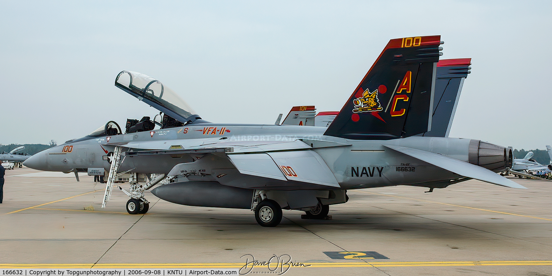 166632, Boeing F/A-18F Super Hornet C/N F125, VFA-11 CAG Bird