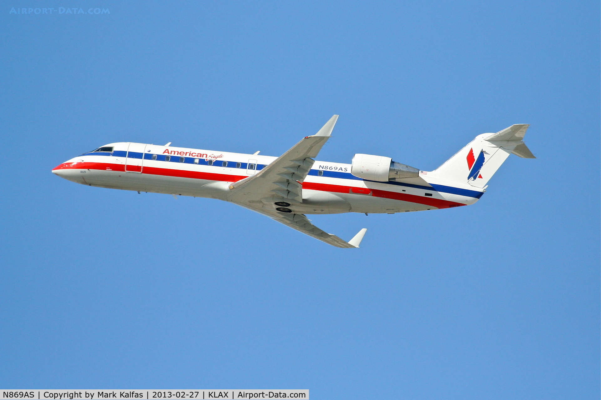 N869AS, 2001 Bombardier CRJ-200ER (CL-600-2B19) C/N 7479, American Eagle CRJ2, N869AS