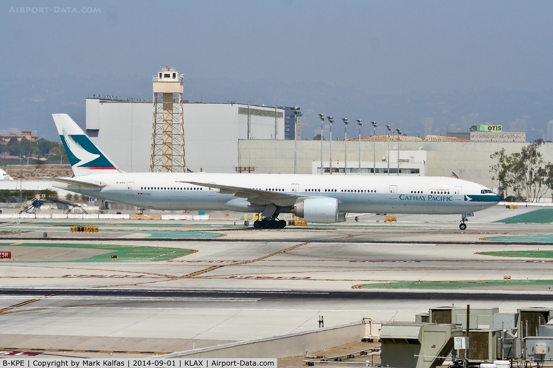 B-KPE, 2007 Boeing 777-367/ER C/N 36156, CATHAY PACIFIC Boeing 777-367/ER, at LAX