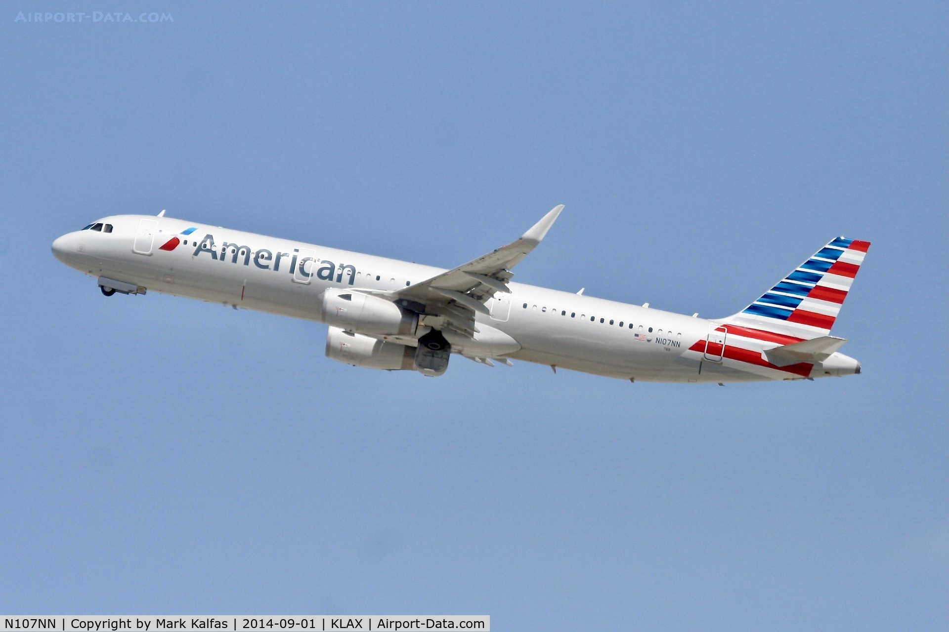 N107NN, 2013 Airbus A321-231 C/N 5938, American Airbus A321-231, N107NN departing LAX