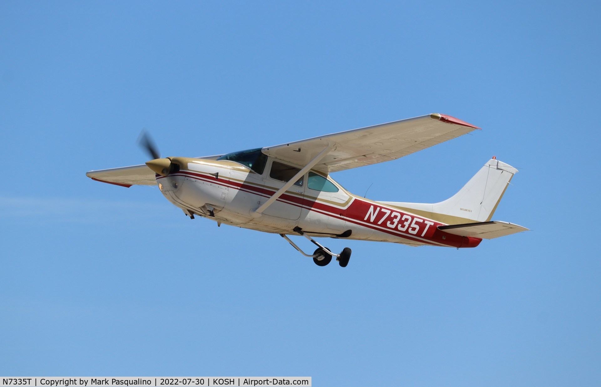 N7335T, 1977 Cessna R182 Skylane RG C/N R18200029, Cessna R182