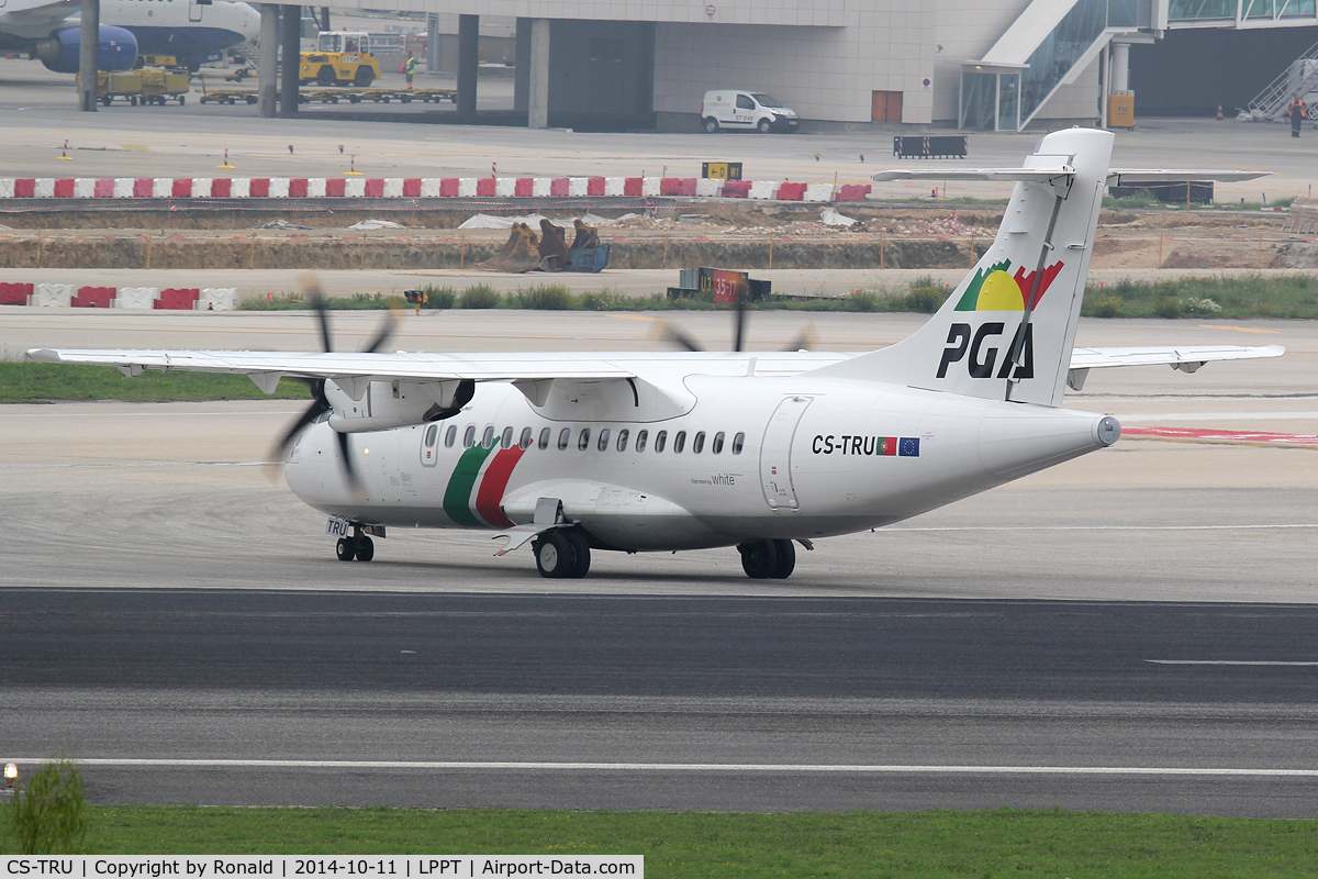 CS-TRU, 2014 ATR 42-600 C/N 1011, at lis