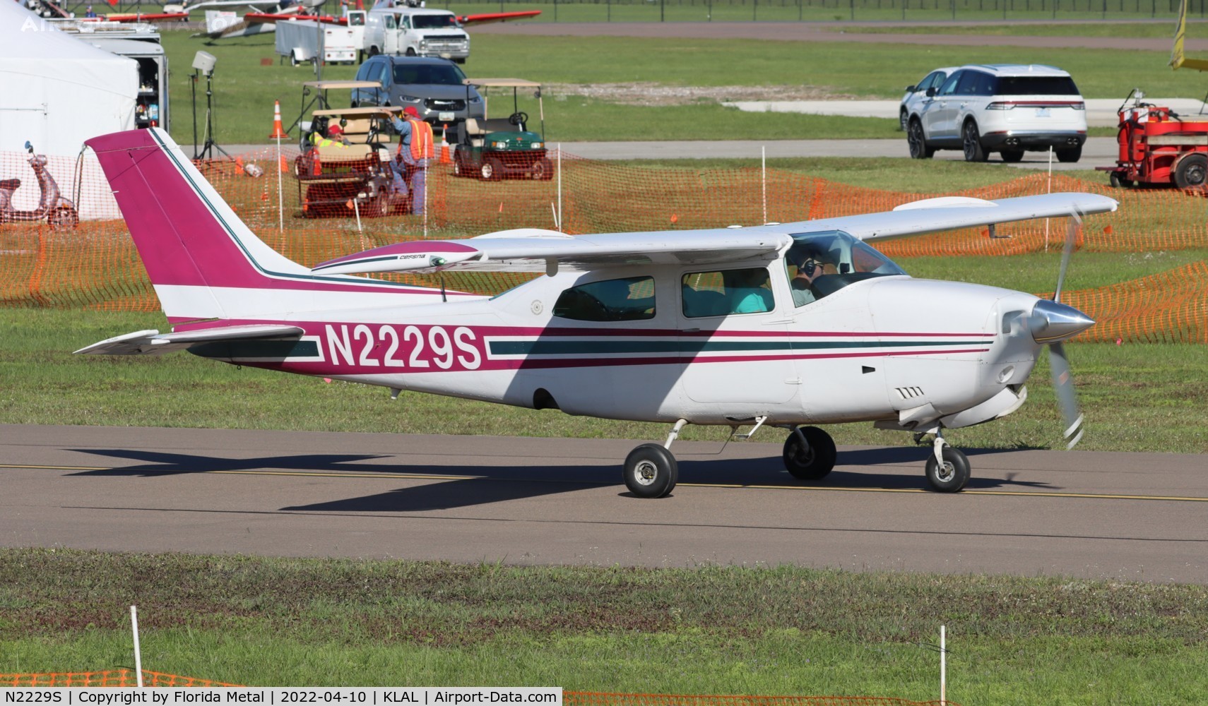 N2229S, 1976 Cessna 210L Centurion C/N 21061174, Sun N Fun 2022