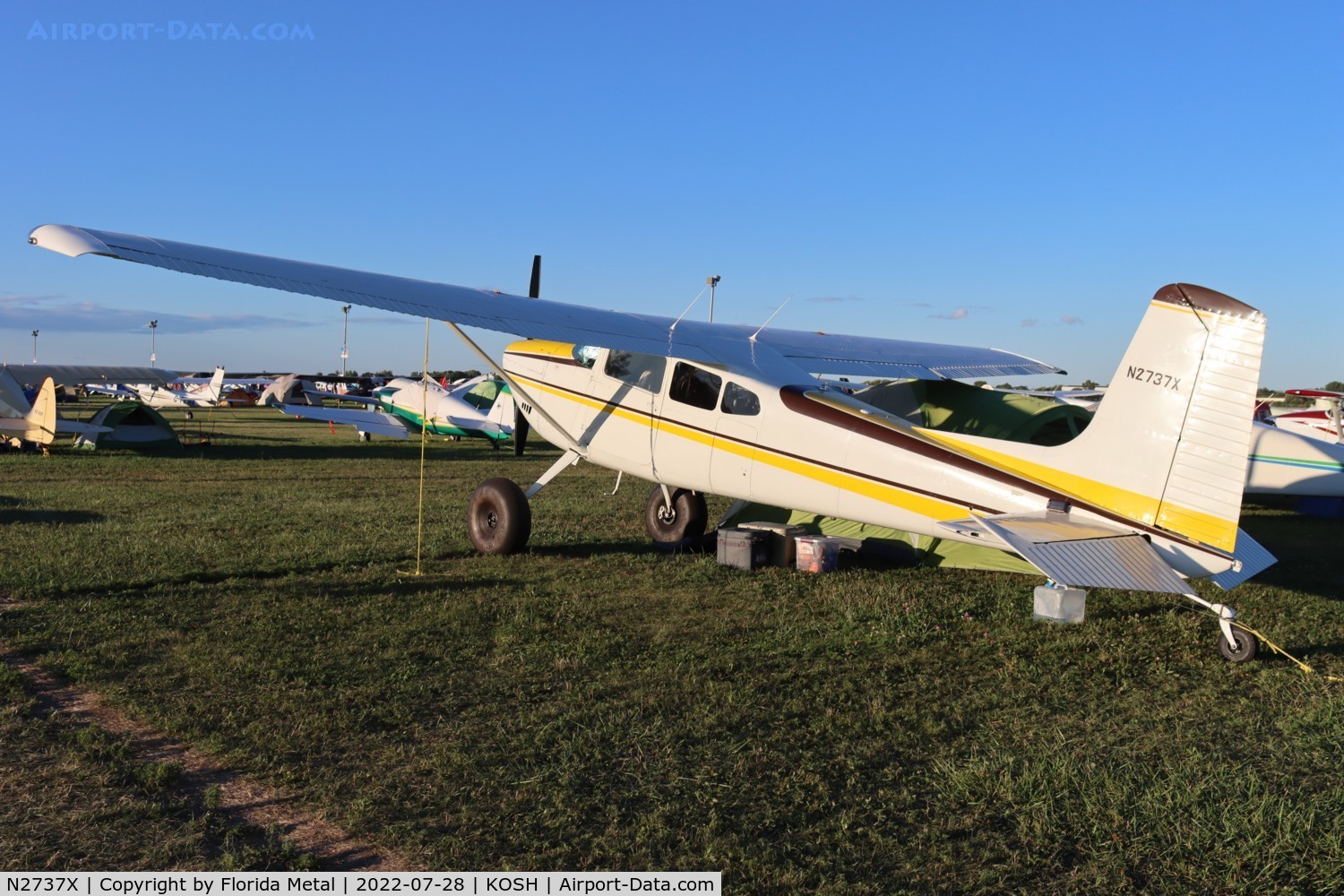N2737X, 1965 Cessna 180H Skywagon C/N 18051537, OSH 2022