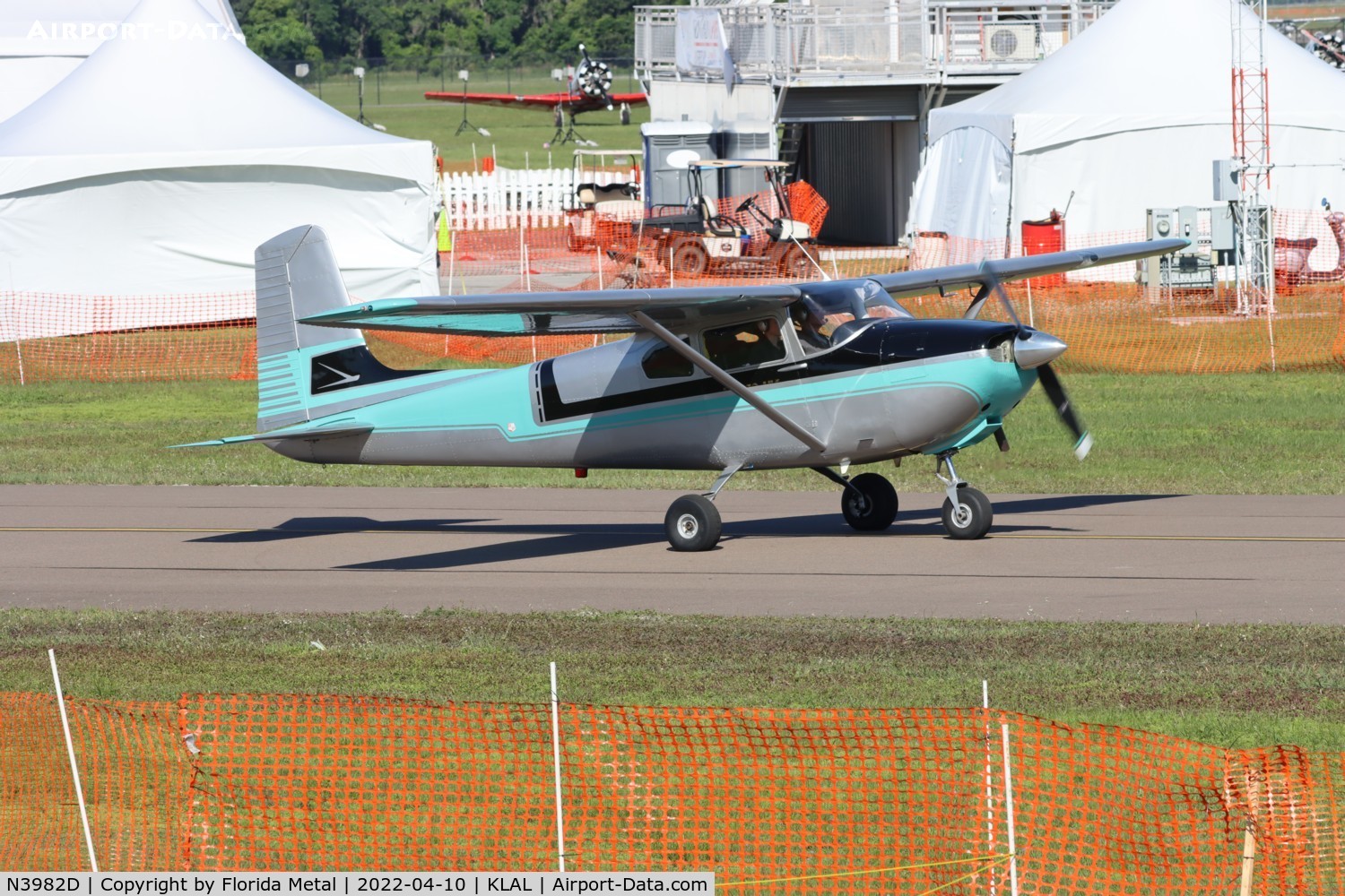 N3982D, 1957 Cessna 182A Skylane C/N 34682, Sun N Fun 2022