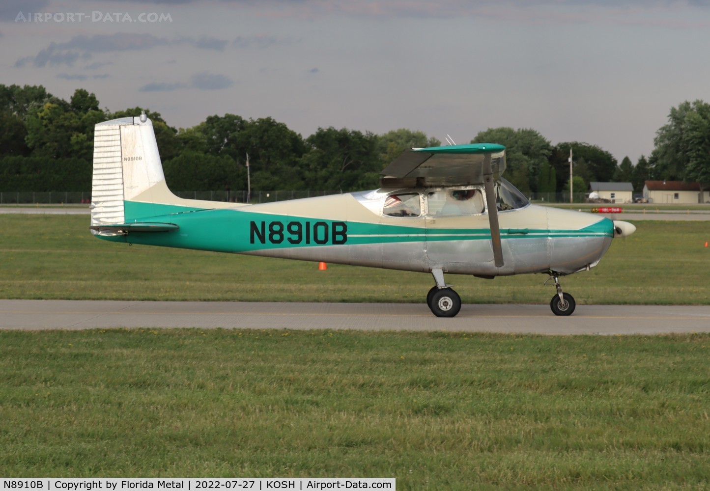 N8910B, 1958 Cessna 172 C/N 36710, OSH 2022