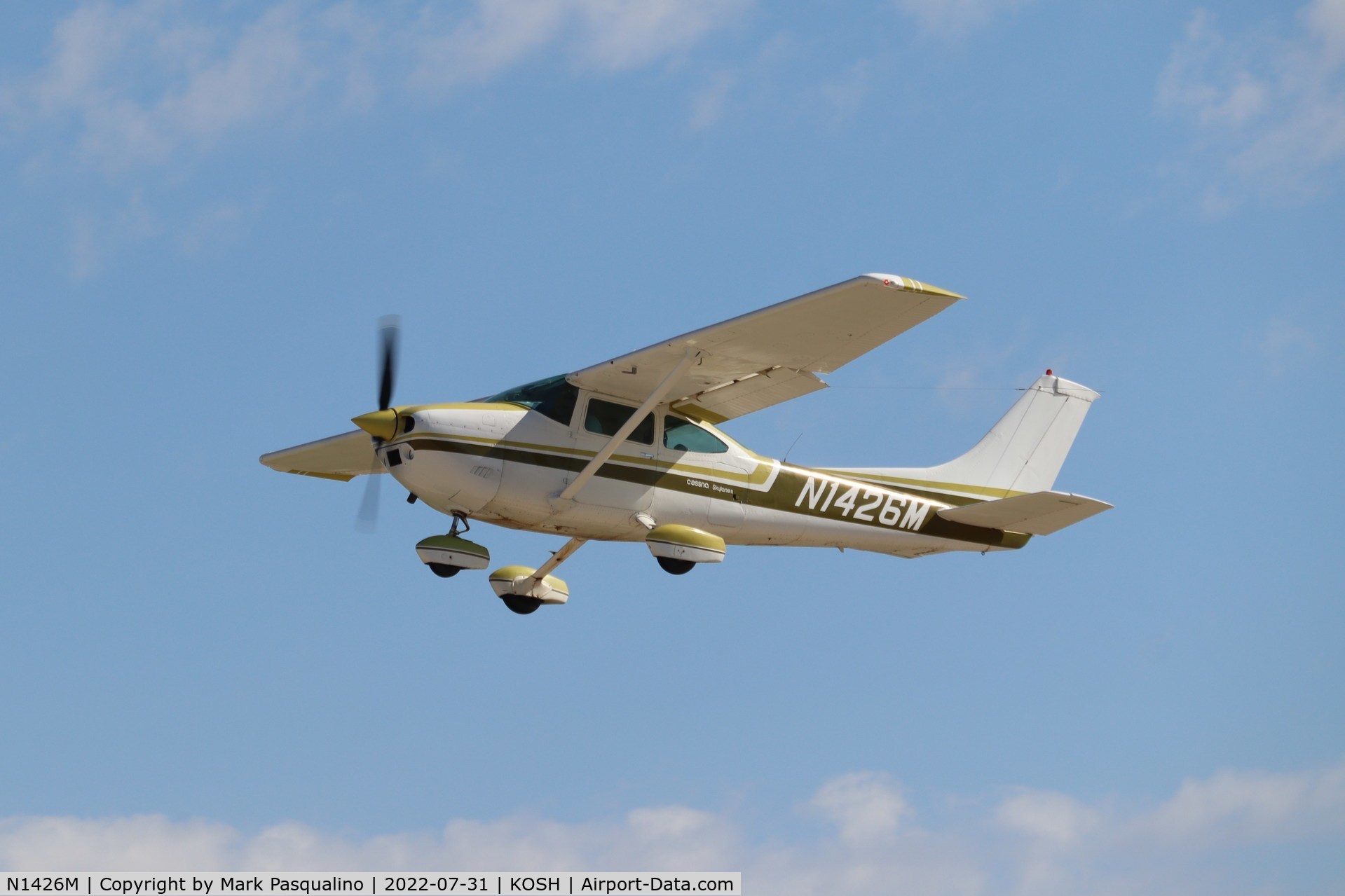 N1426M, 1975 Cessna 182P Skylane C/N 18264324, Cessna 182P