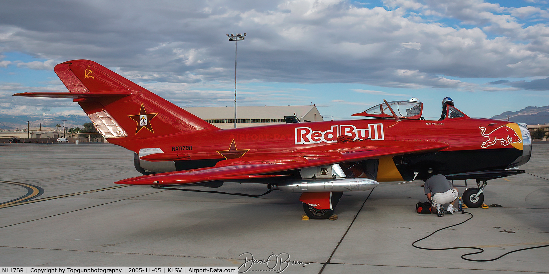 N117BR, 1959 PZL-Mielec Lim-5 (MiG-17F) C/N 1C1529, Red Bull Mig