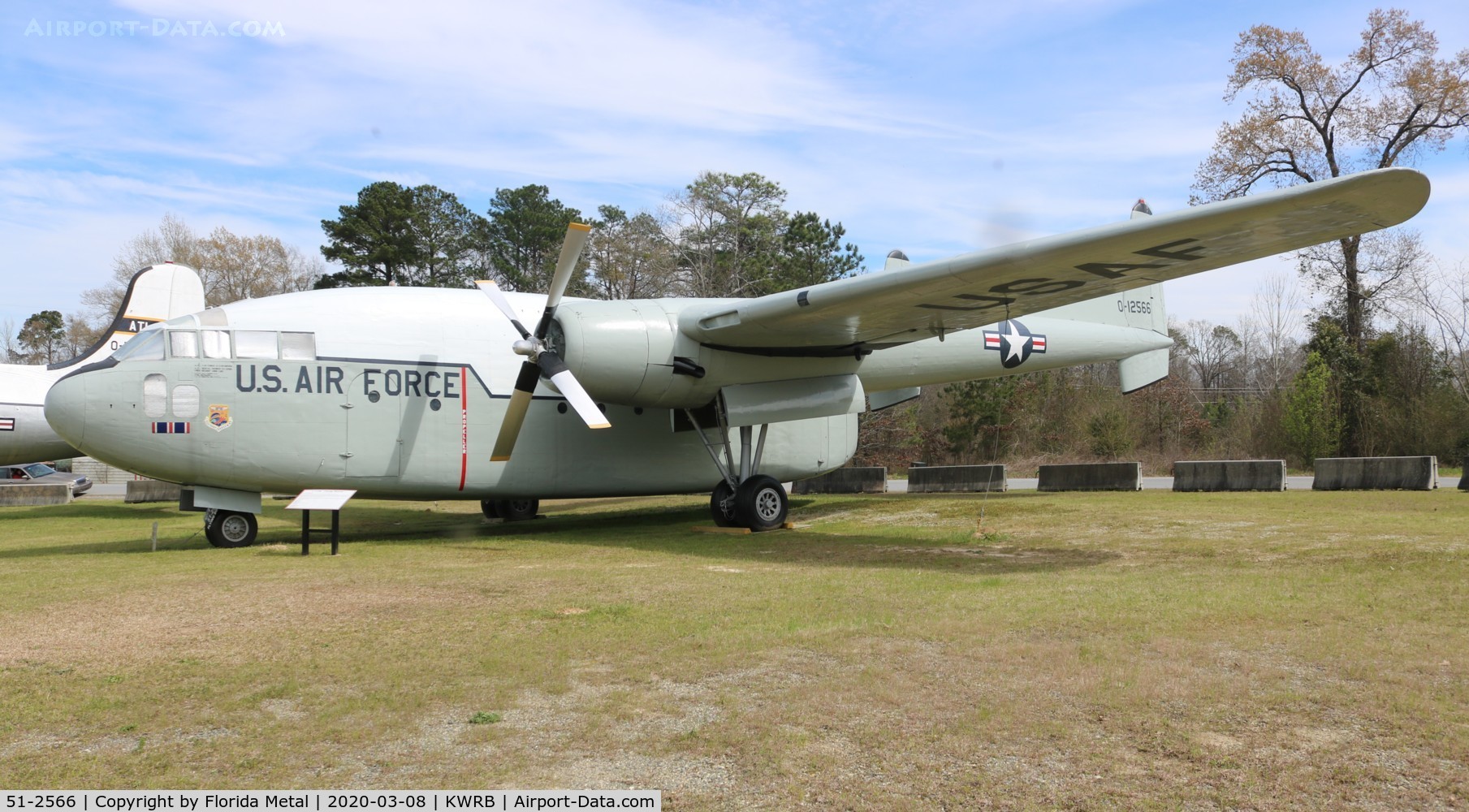 51-2566, 1951 Fairchild C-119C Flying Boxcar C/N 10524, C-119 zx