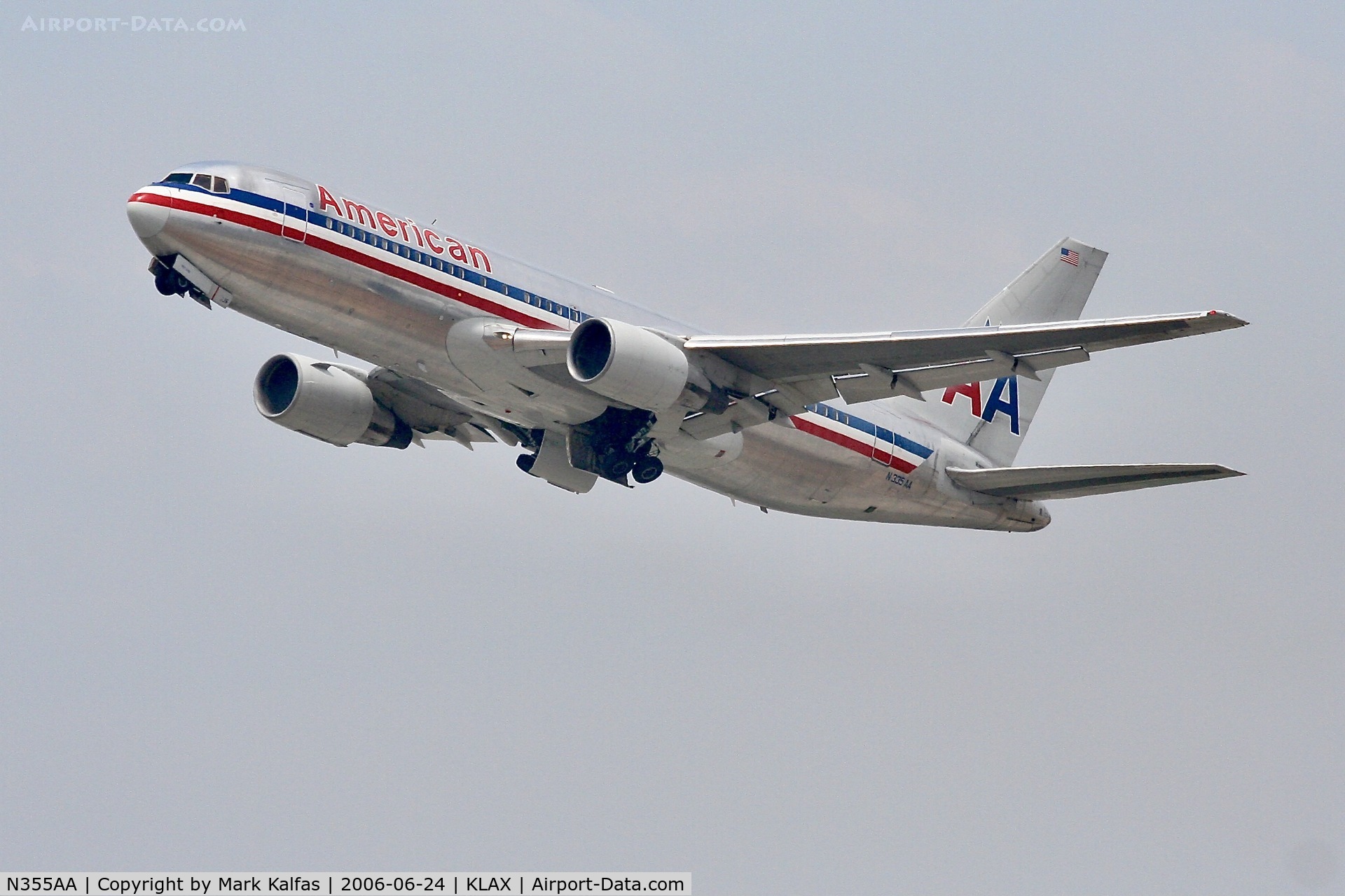 N355AA, 1988 Boeing 767-323/ER C/N 24036, American Boeing 767-323/ER, N355AA departing LAX