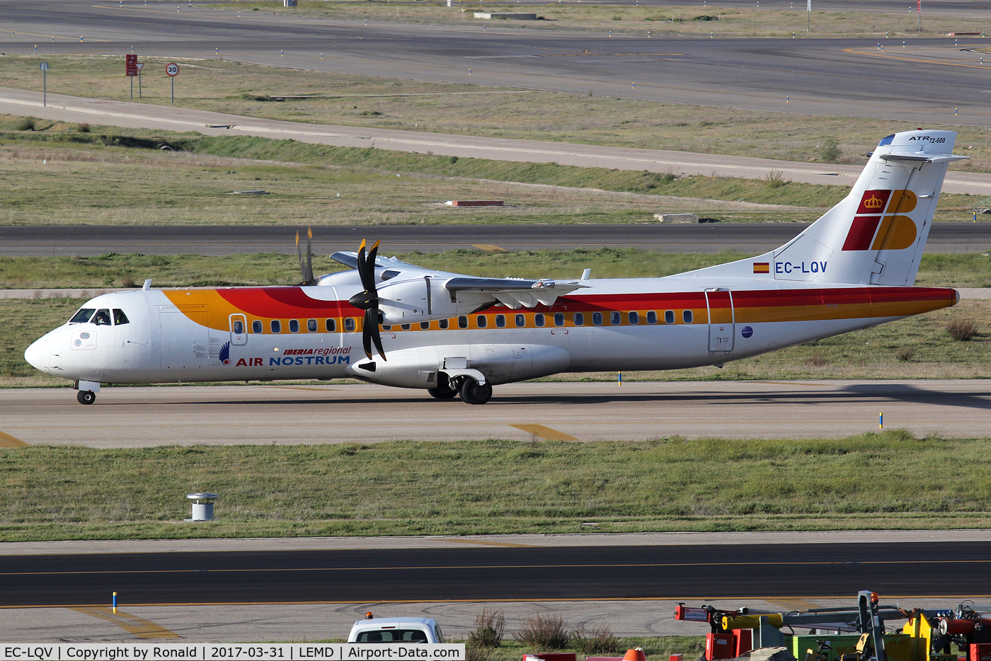 EC-LQV, 2012 ATR 72-600 C/N 0995, at mad