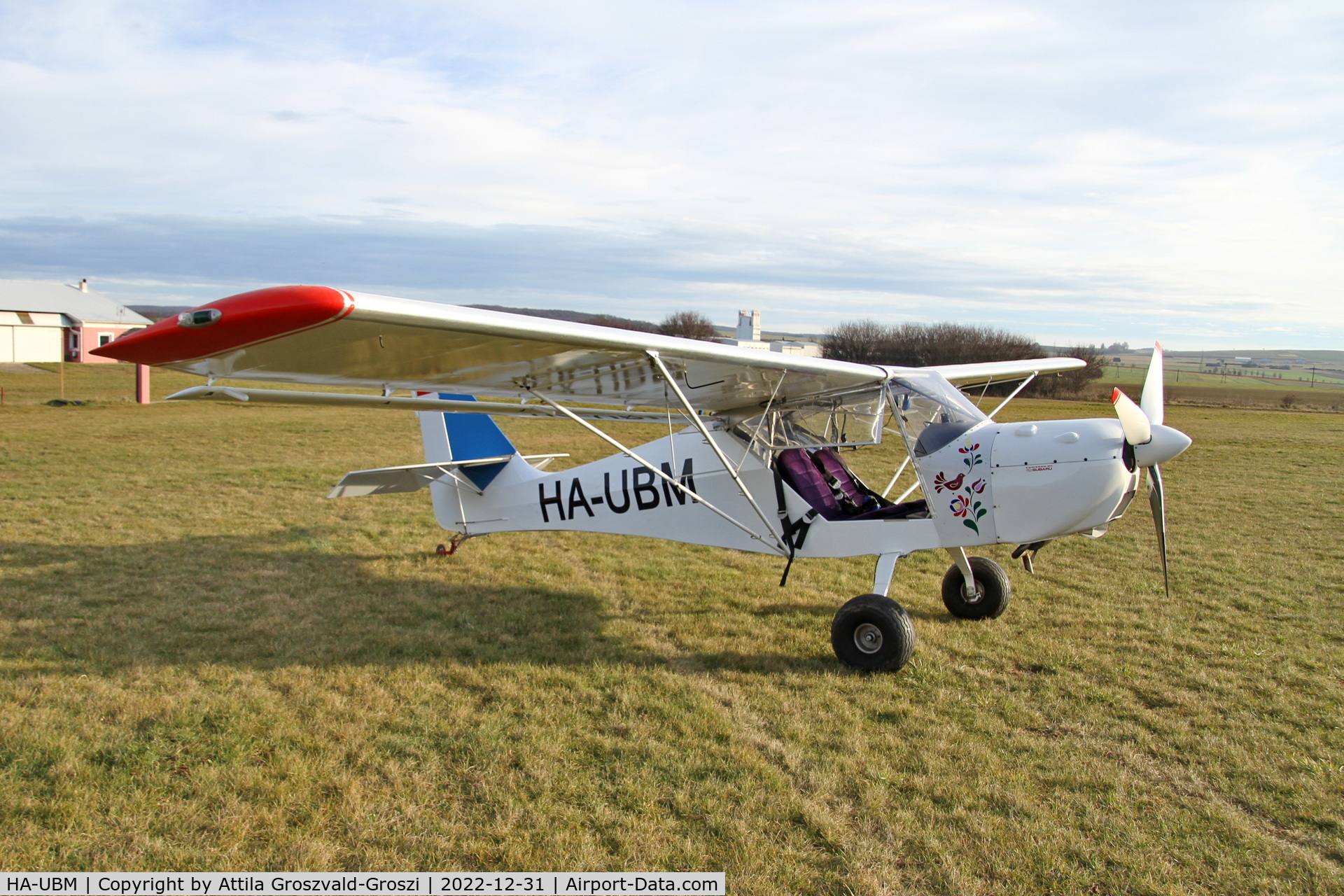 HA-UBM, 2004 Apollo Fox C/N 270904, Tótvázsony-Kövesgyürpuszta Airport, Hungary