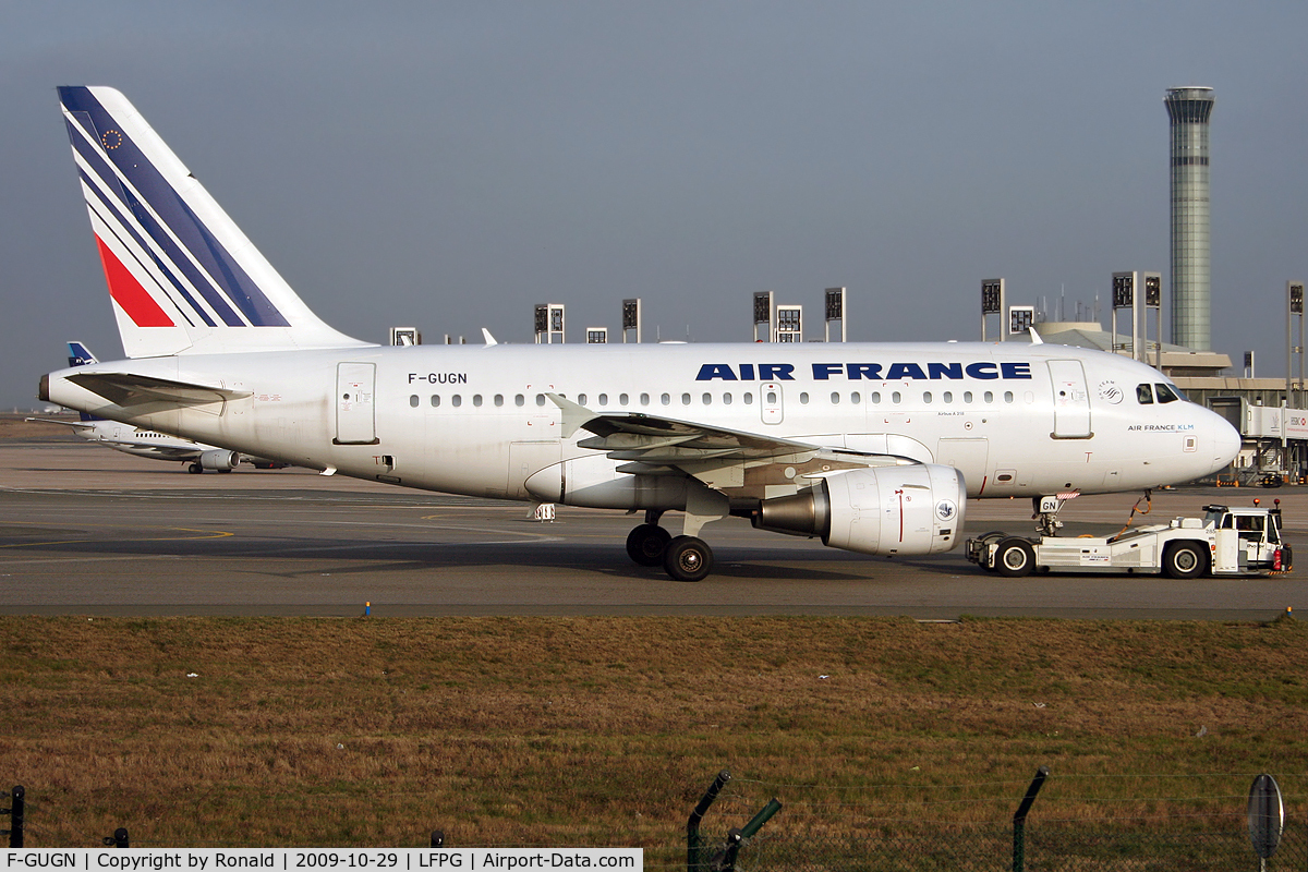 F-GUGN, 2006 Airbus A318-111 C/N 2918, at cdg