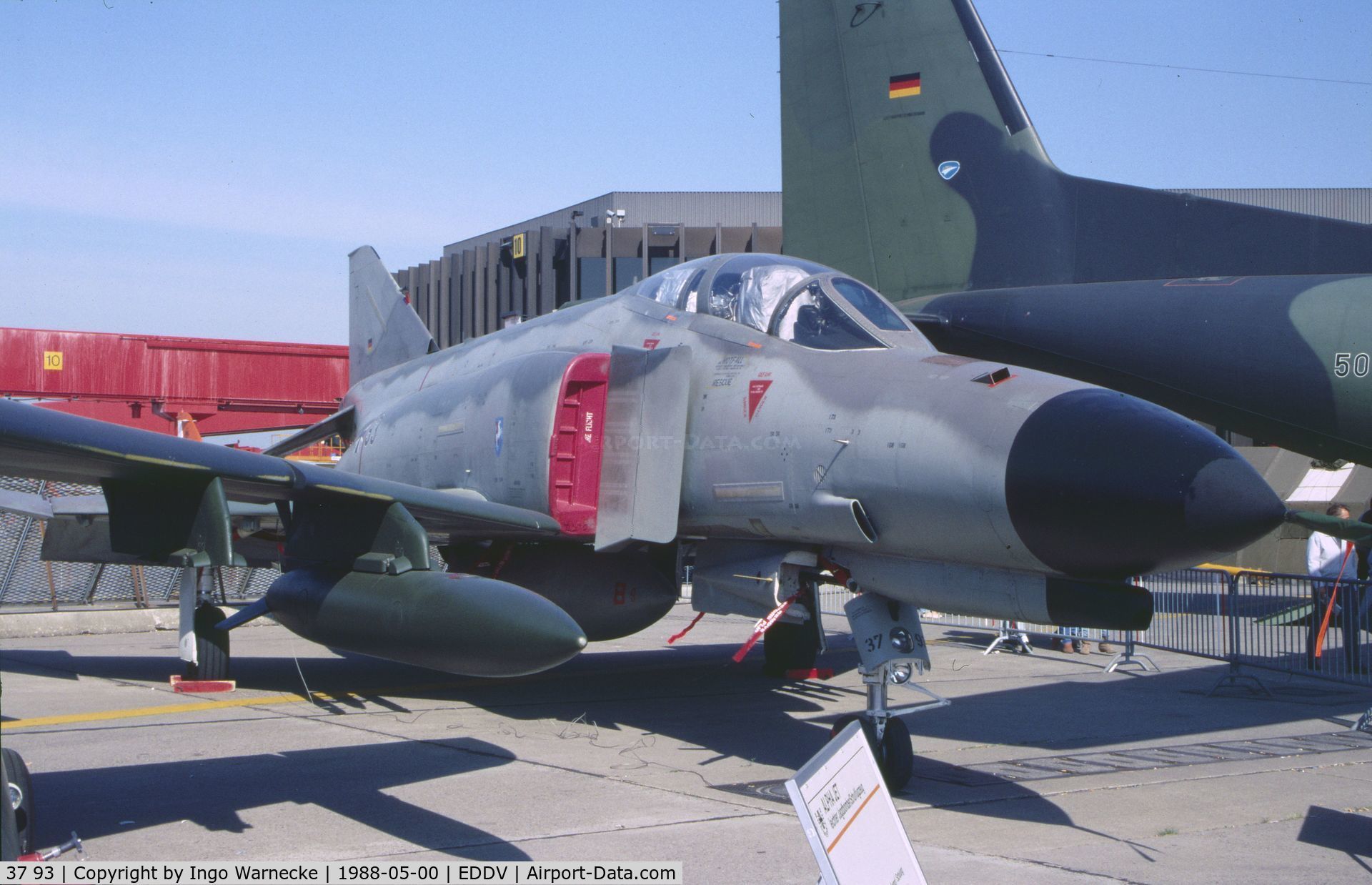 37 93, McDonnell Douglas F-4F Phantom II C/N 4583, McDonnell Douglas F-4F Phantom II of the Luftwaffe (German Air Force) in experimental camouflage at the Internationale Luftfahrtausstellung ILA, Hannover 1988