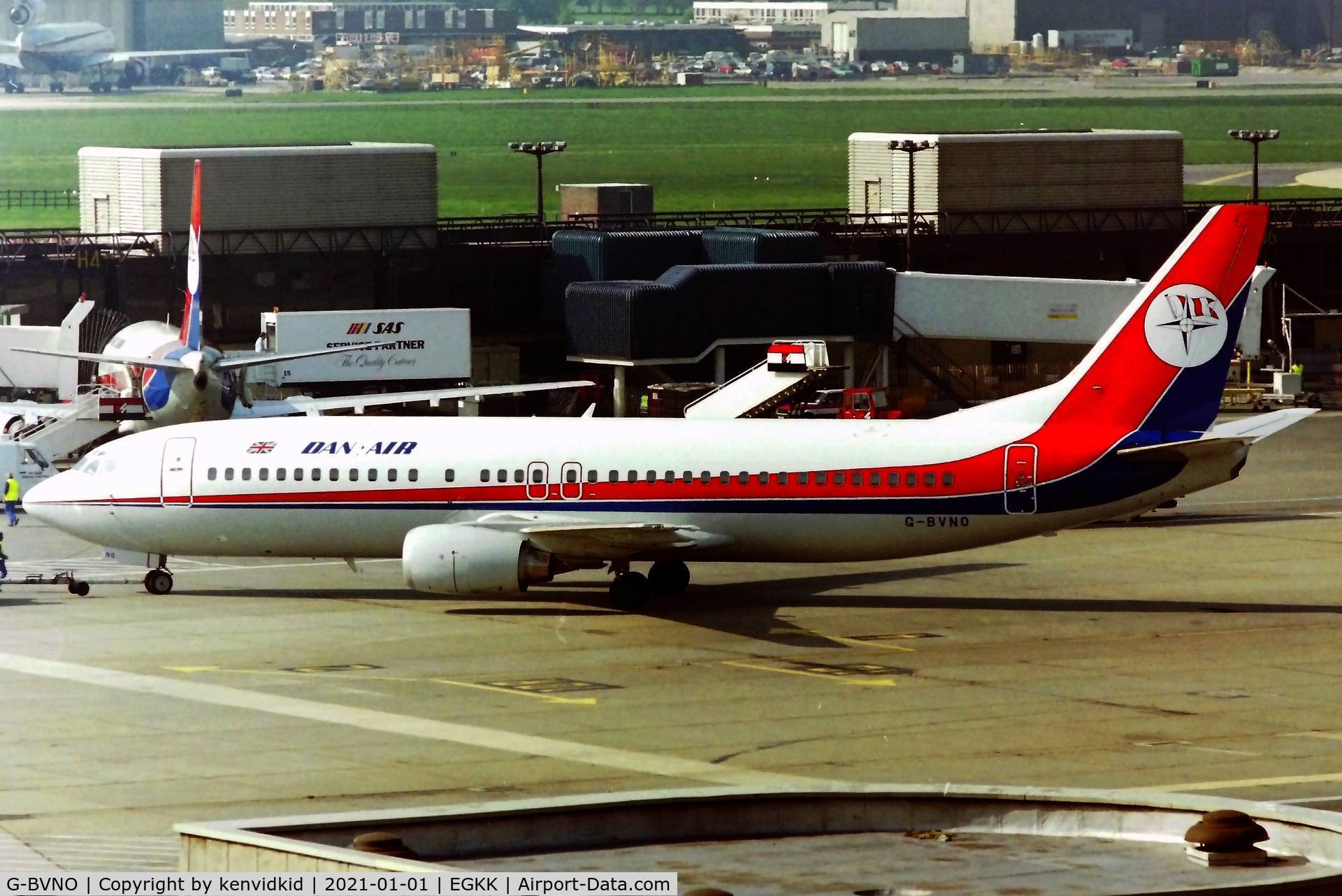 G-BVNO, 1989 Boeing 737-4S3 C/N 24167, At London Gatwick early 1992.