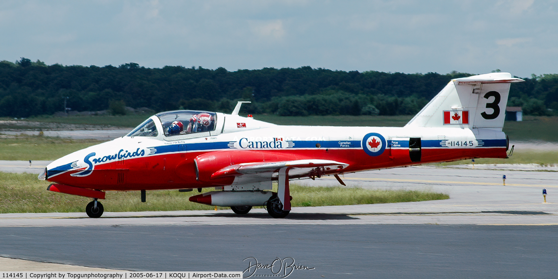 114145, Canadair CT-114 Tutor C/N 1145, Snowbird Arrival