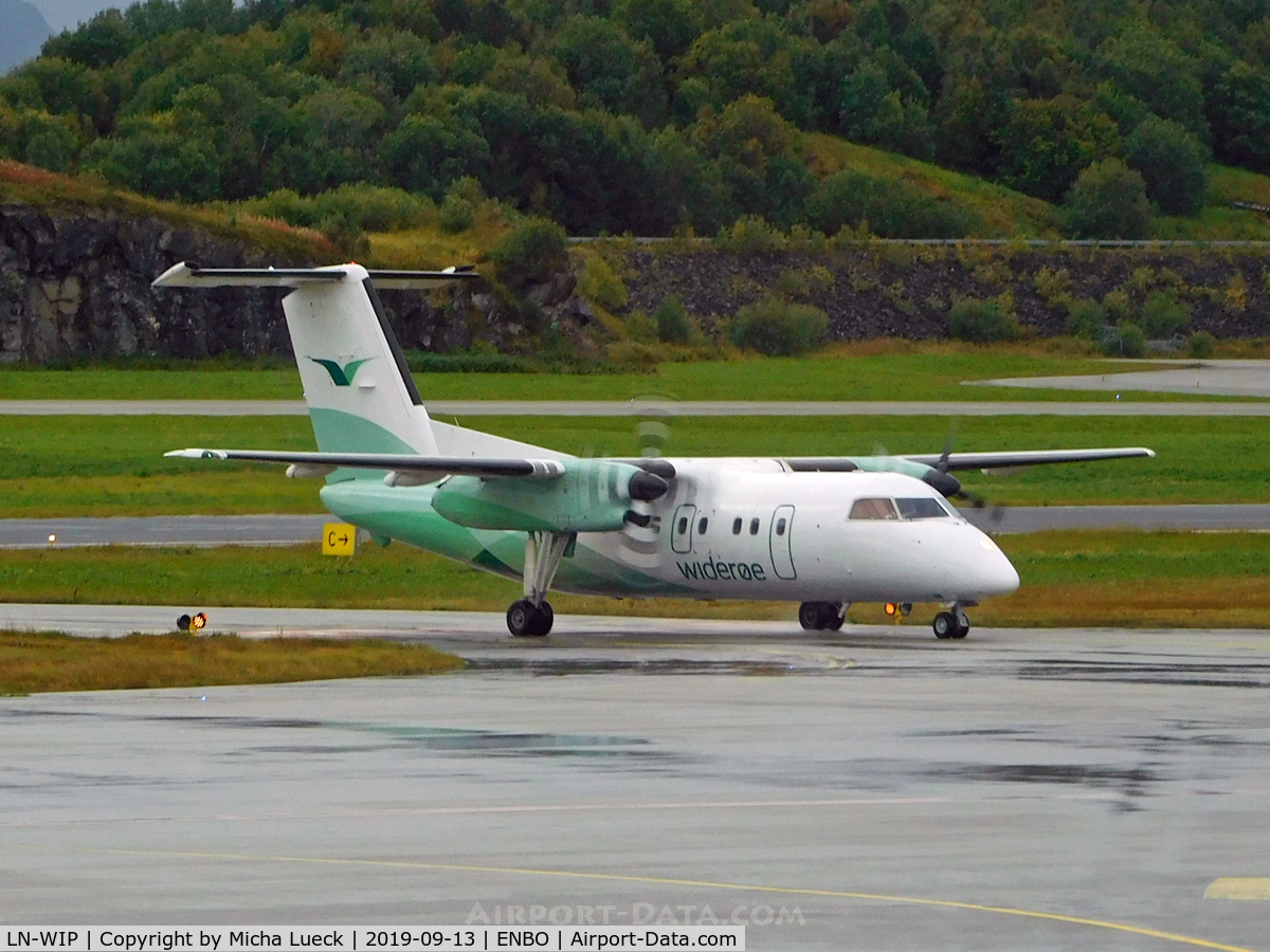 LN-WIP, 1990 De Havilland Canada DHC-8-100 Dash 8 C/N 239, At Bodø